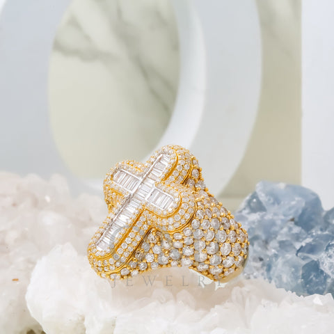 10K GOLD BAGUETTE AND ROUND DIAMOND CROSS RING 6.87 CT