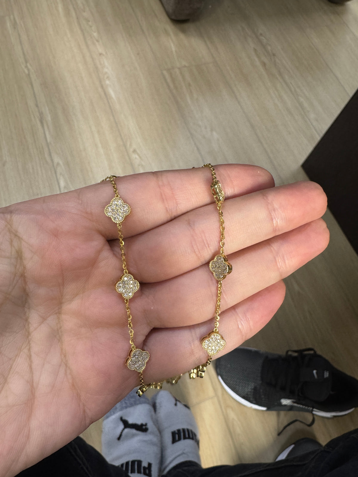 Final payment for clover diamond necklace
