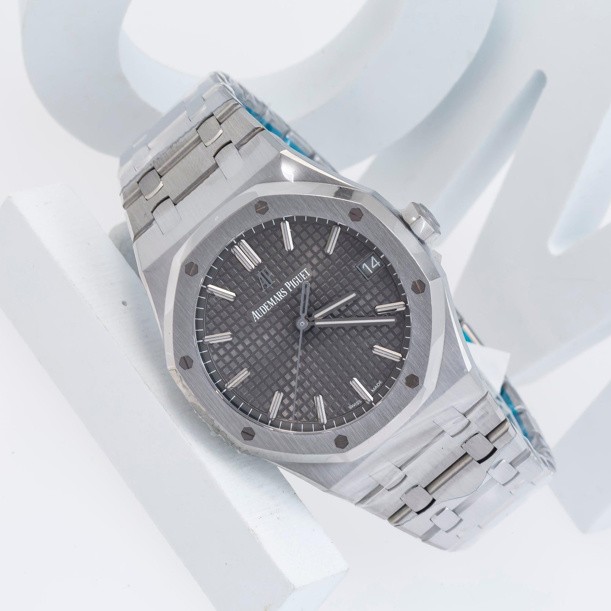 Audemars Piguet Royal Oak 41MM 15500ST.OO.1220ST.02 Gray Dial Stainless Steel Bezel Stainless Steel Bracelet