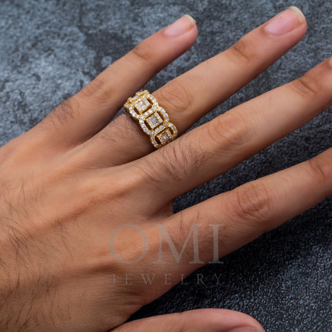 14K GOLD BAGUETTE AND ROUND DIAMOND RING