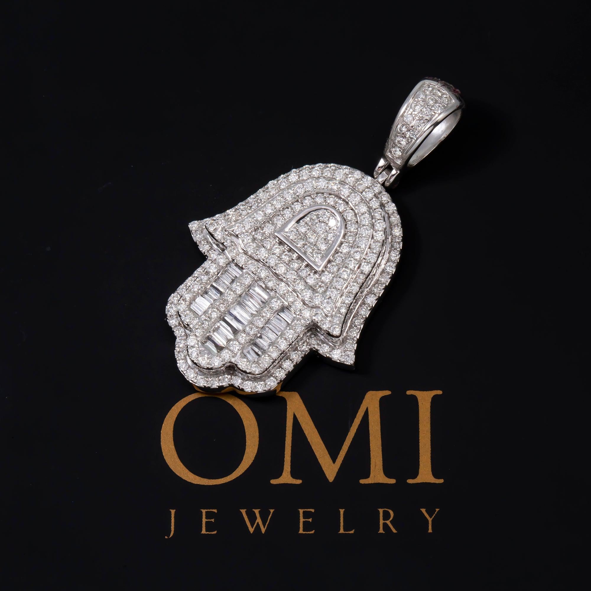 14K GOLD BAGUETTE DIAMOND HAMSA PENDANT 2.65 CT