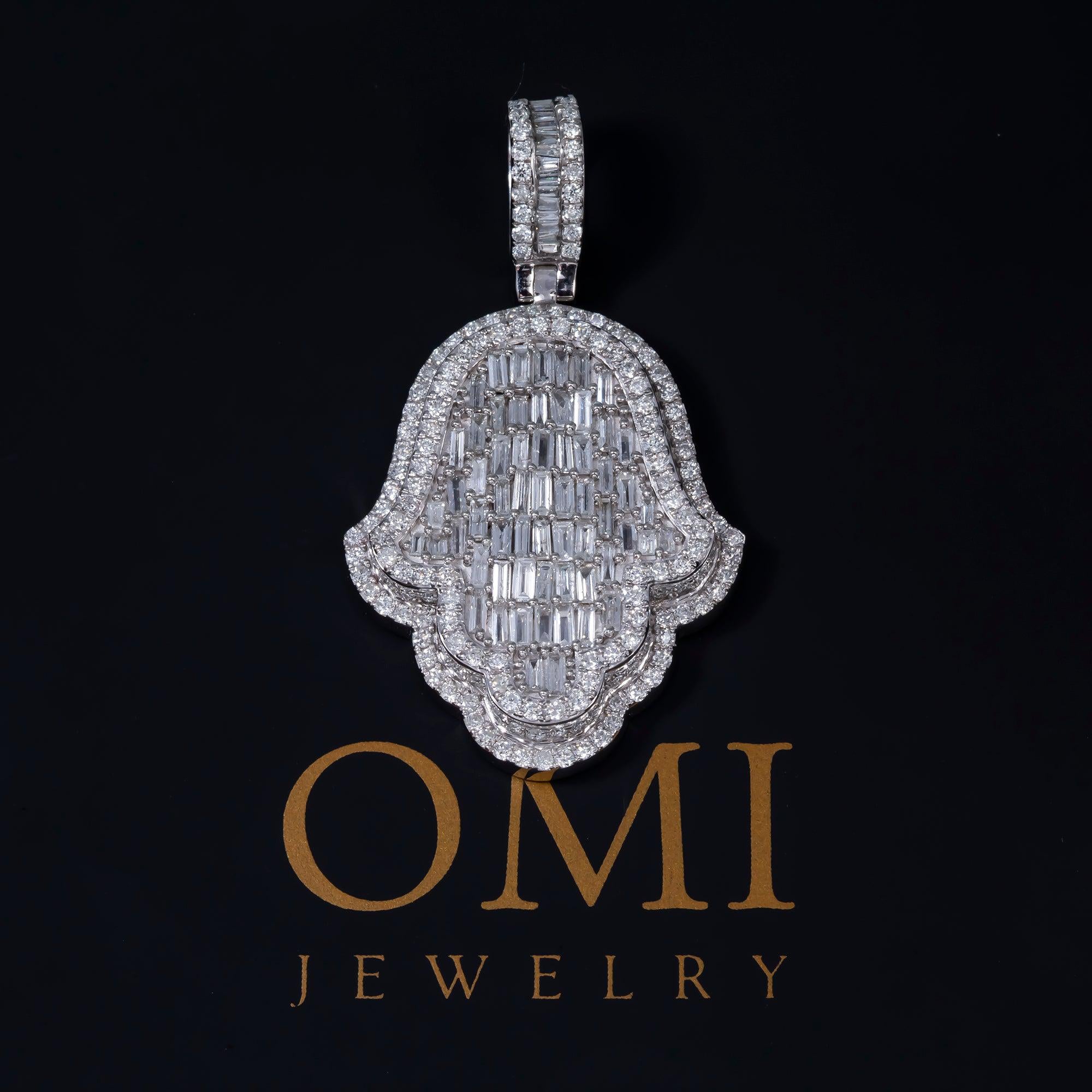 14K GOLD BAGUETTE DIAMOND 3D HAMSA PENDANT 2.75 CT