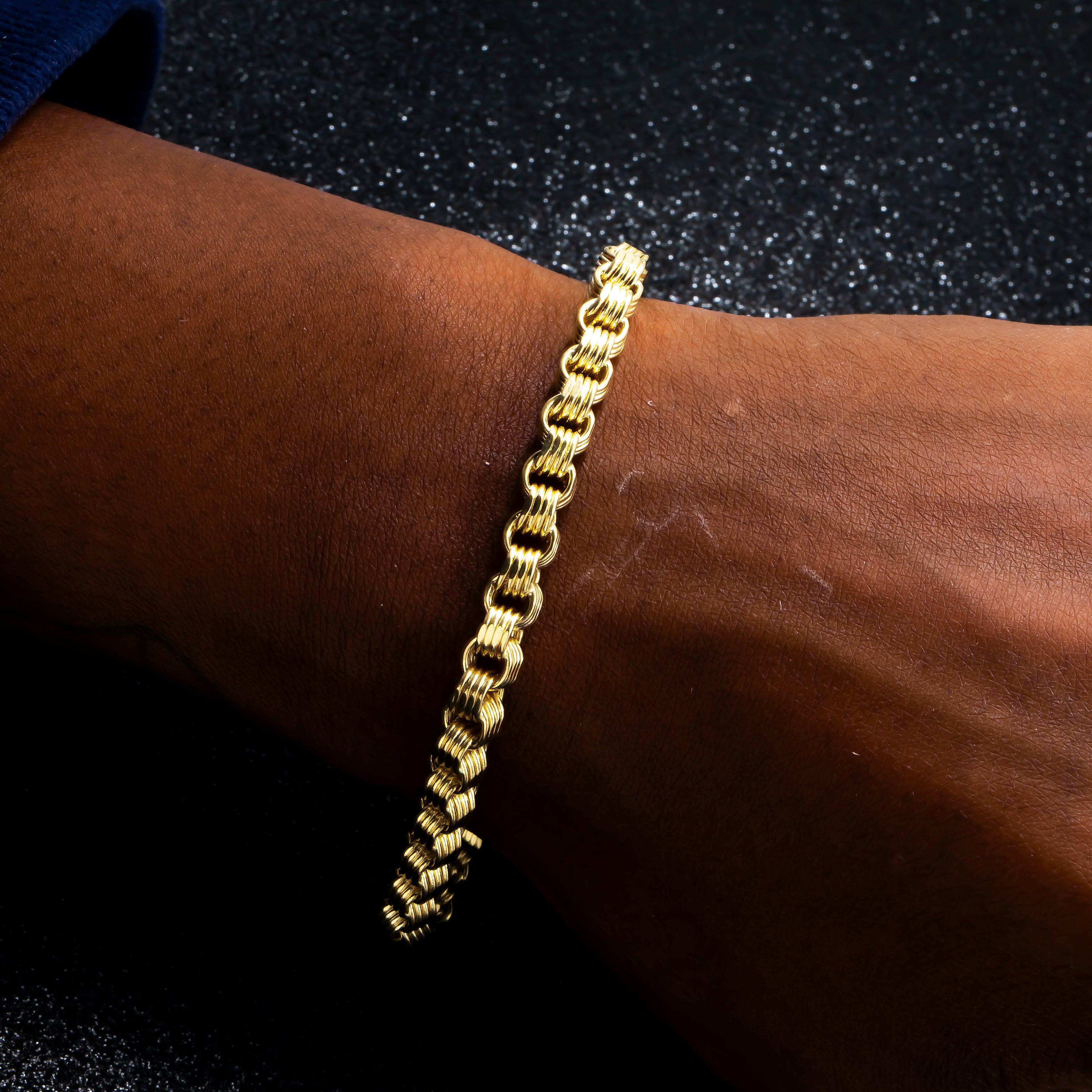 10K GOLD HOLLOW BOX BYZANTINE CHAIN BRACELET