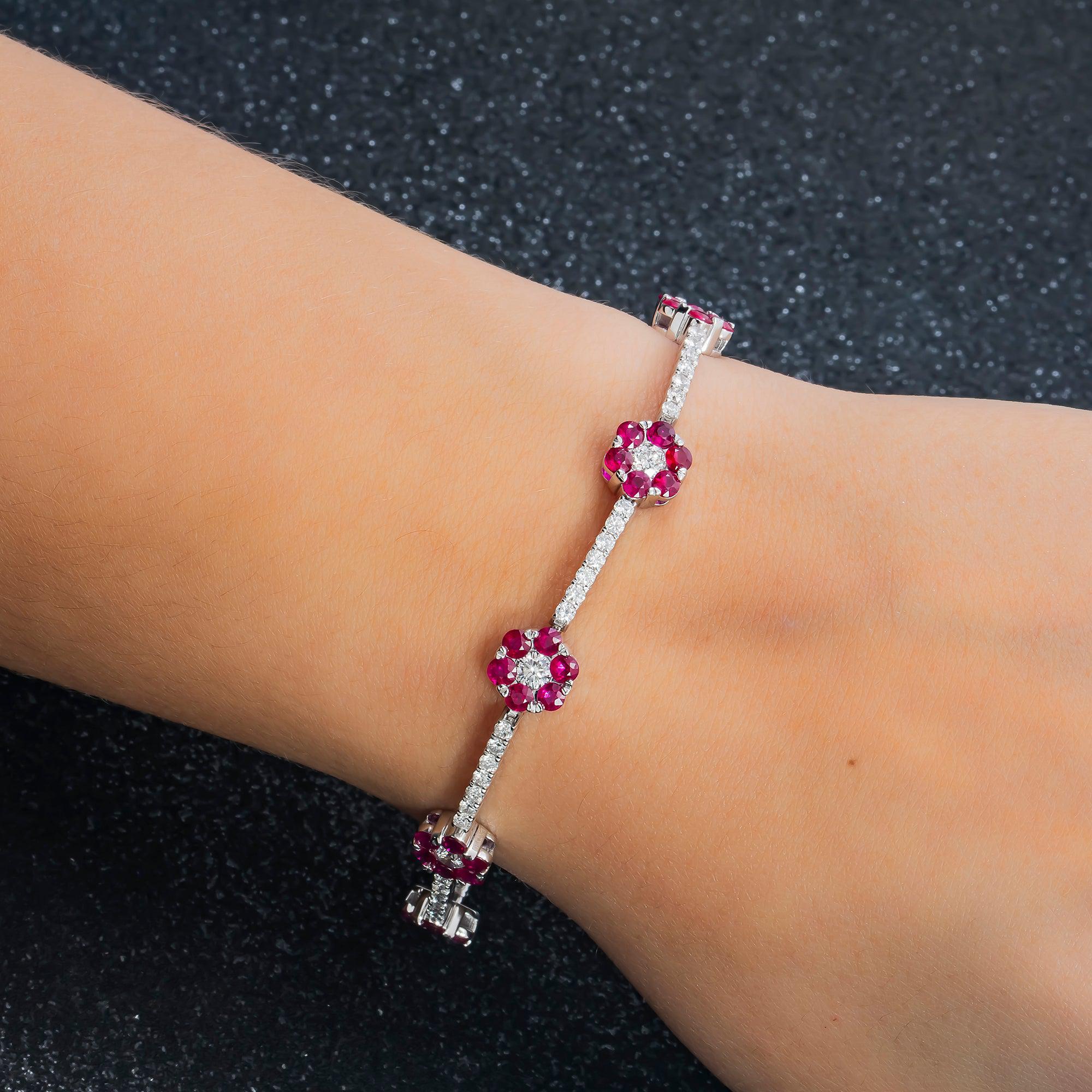 18K GOLD ROUND DIAMOND AND RUBY GEMSTONE FLOWER TENNIS BRACELET 7.15 CTW