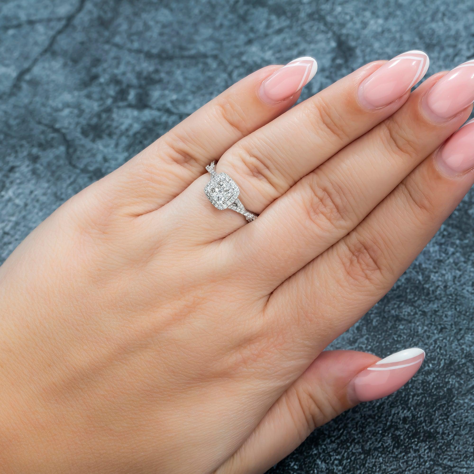 14K GOLD DIAMOND SQUARE CLUSTER RING 0.65 CT