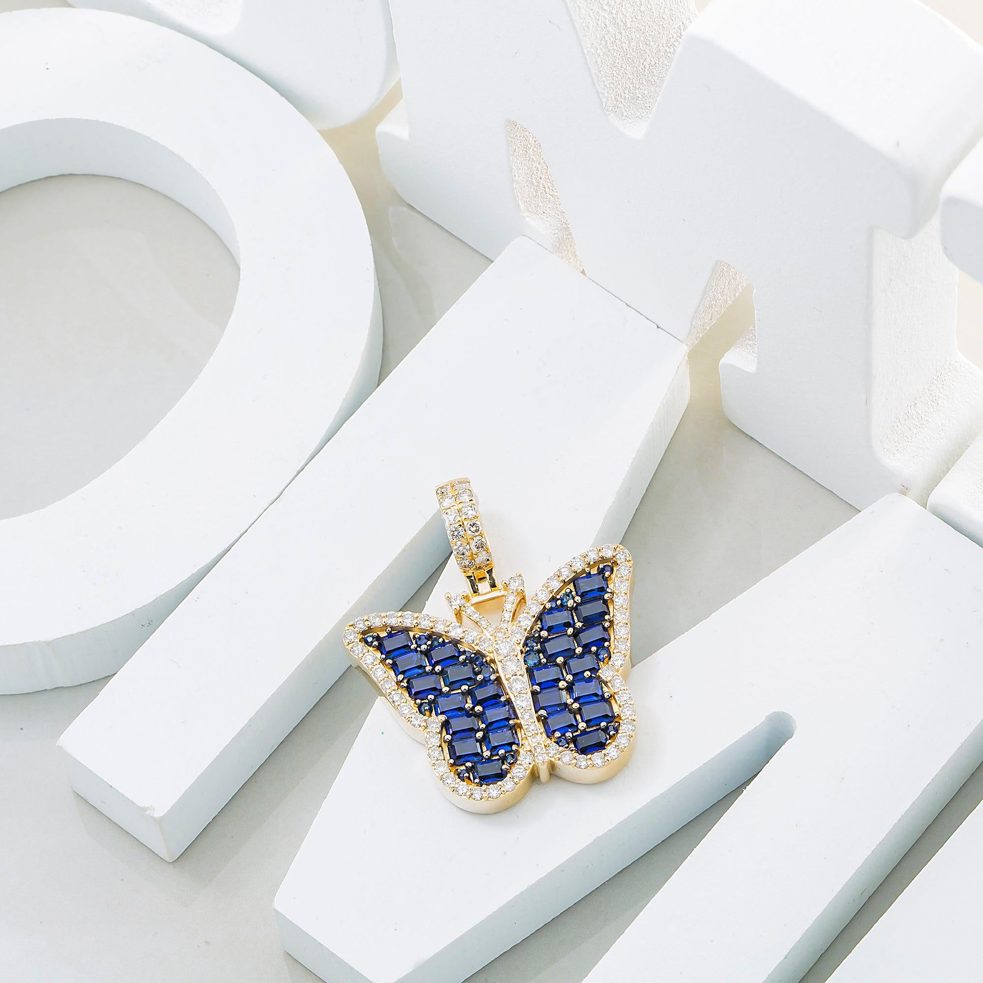 14K GOLD ROUND DIAMOND AND SAPPHIRE GEMSTONE BUTTERFLY PENDANT 5.15 CTW