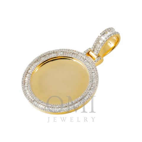 10K GOLD BAGUETTE AND ROUND DIAMOND CIRCLE PICTURE PENDANT 0.80 CT
