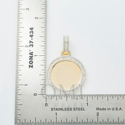 10K GOLD BAGUETTE AND ROUND DIAMOND CIRCLE PICTURE PENDANT 0.80 CT