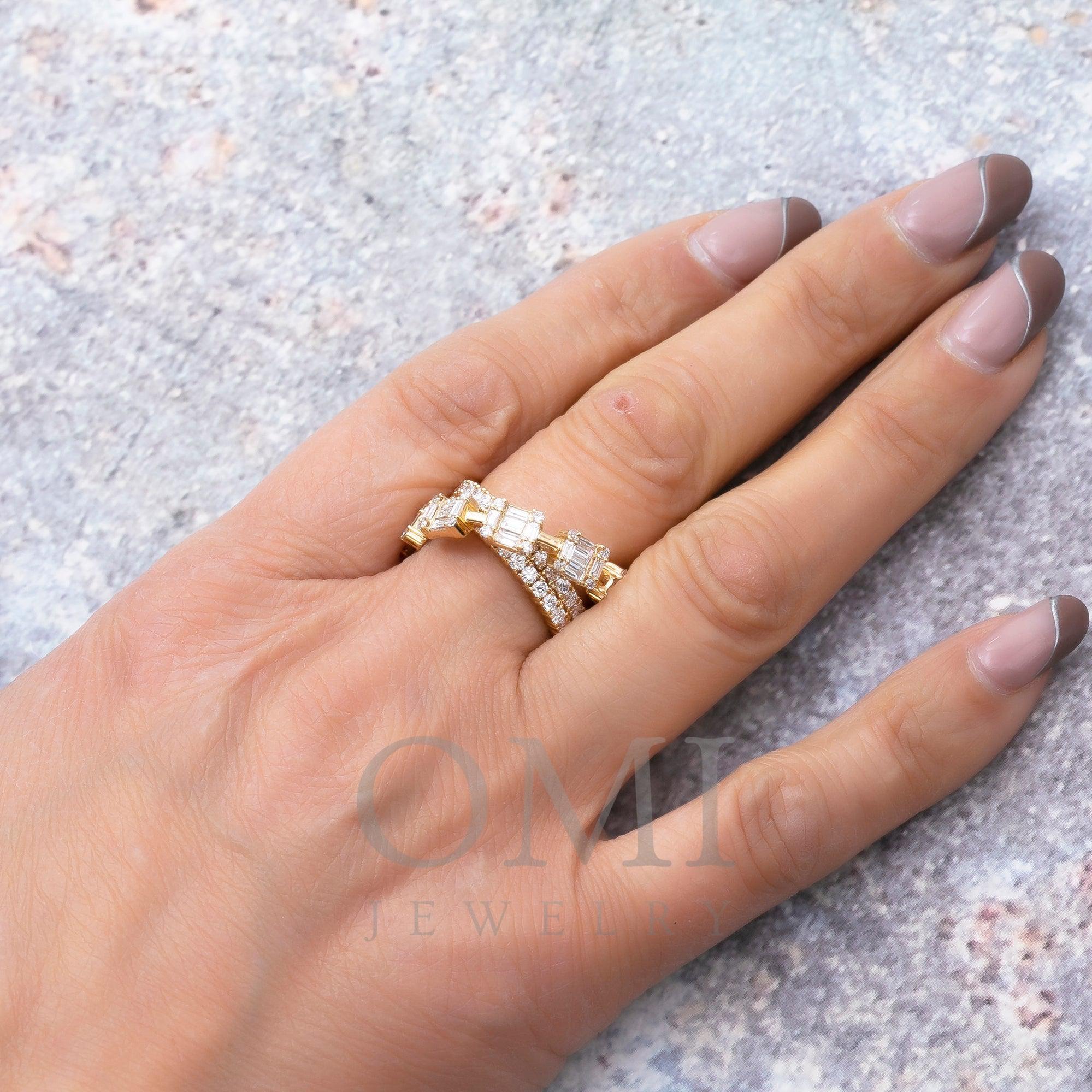 18K GOLD LADIES RING WITH BAGUETTE & ROUND DIAMONDS 2.97 CT