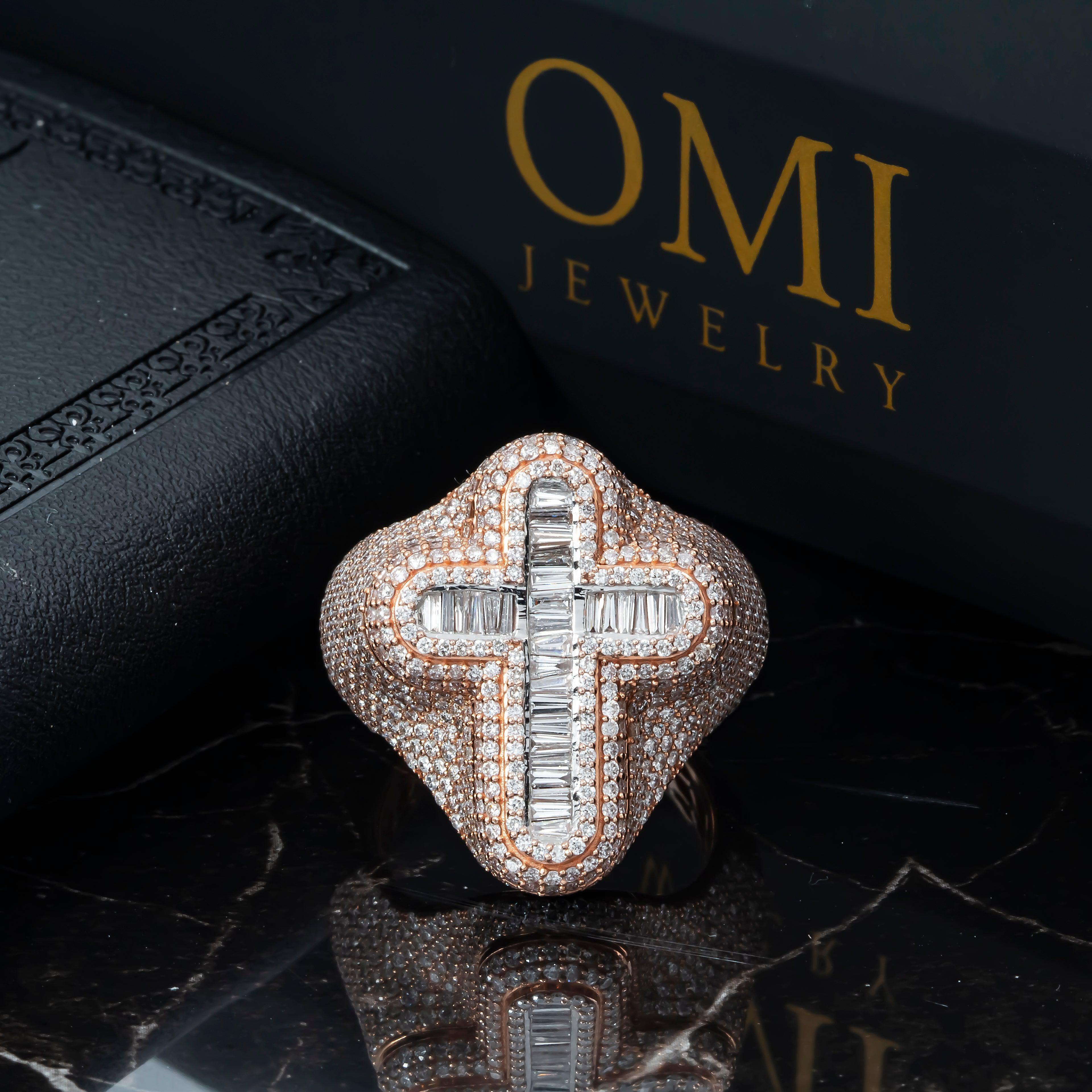 10K GOLD BAGUETTE AND ROUND DIAMOND CROSS STATEMENT RING 4.18 CT