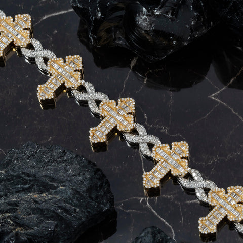 10K GOLD TWO TONE BAGUETTE AND ROUND DIAMONDS CROSS INFINITY CHAIN BRACELET 7.28 CT