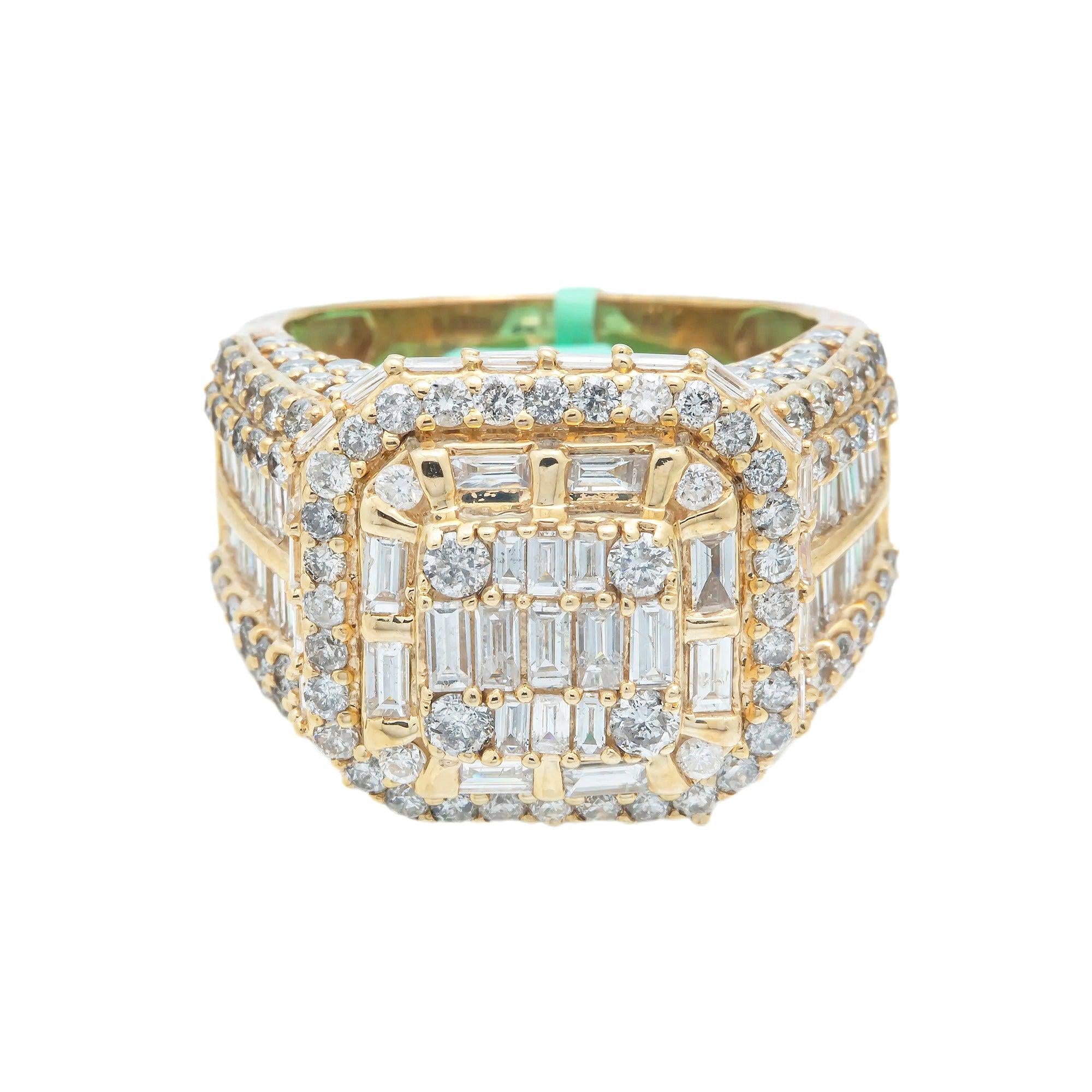 10K GOLD BAGUETTE AND ROUND DIAMOND SQUARE SHAPE RING 5.75 CT
