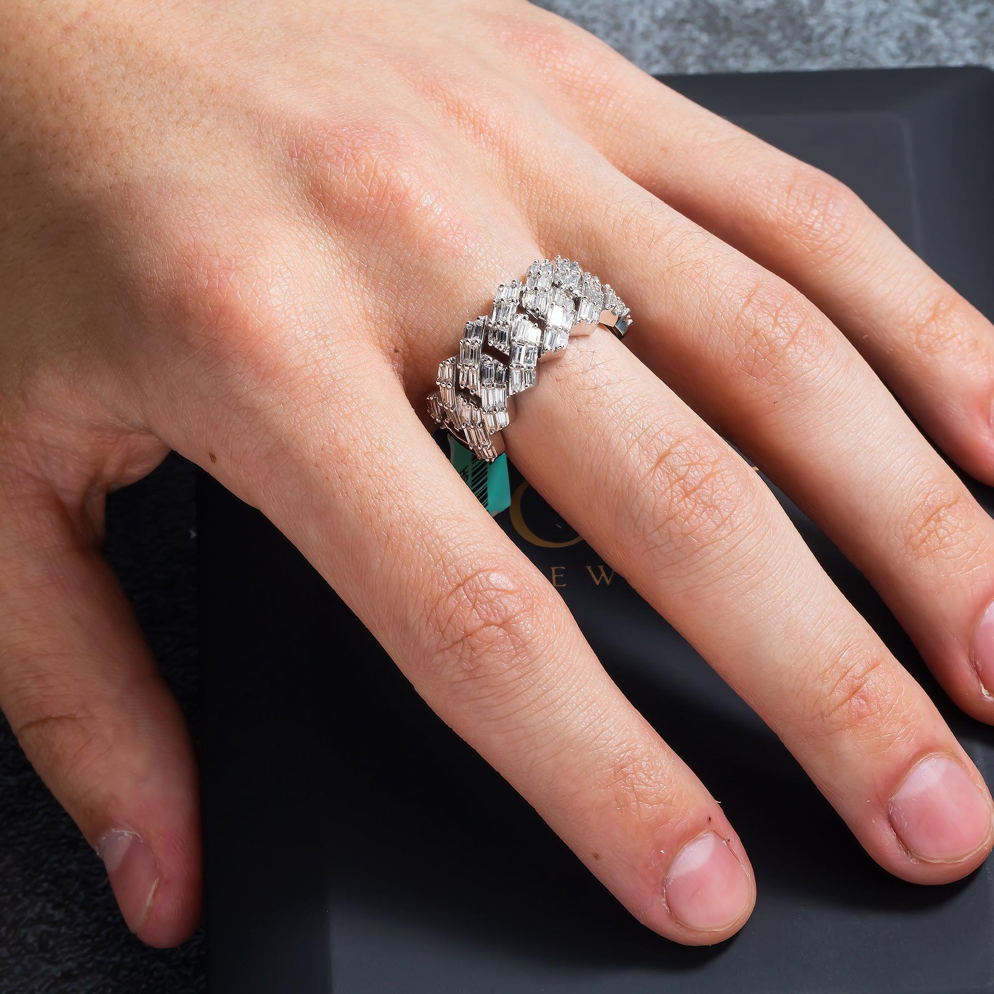 14K GOLD BAGUETTE DIAMOND RING 1.50 CT