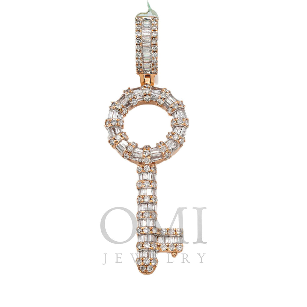 14K GOLD BAGUETTE AND ROUND DIAMOND KEY PENDANT 1.65 CT