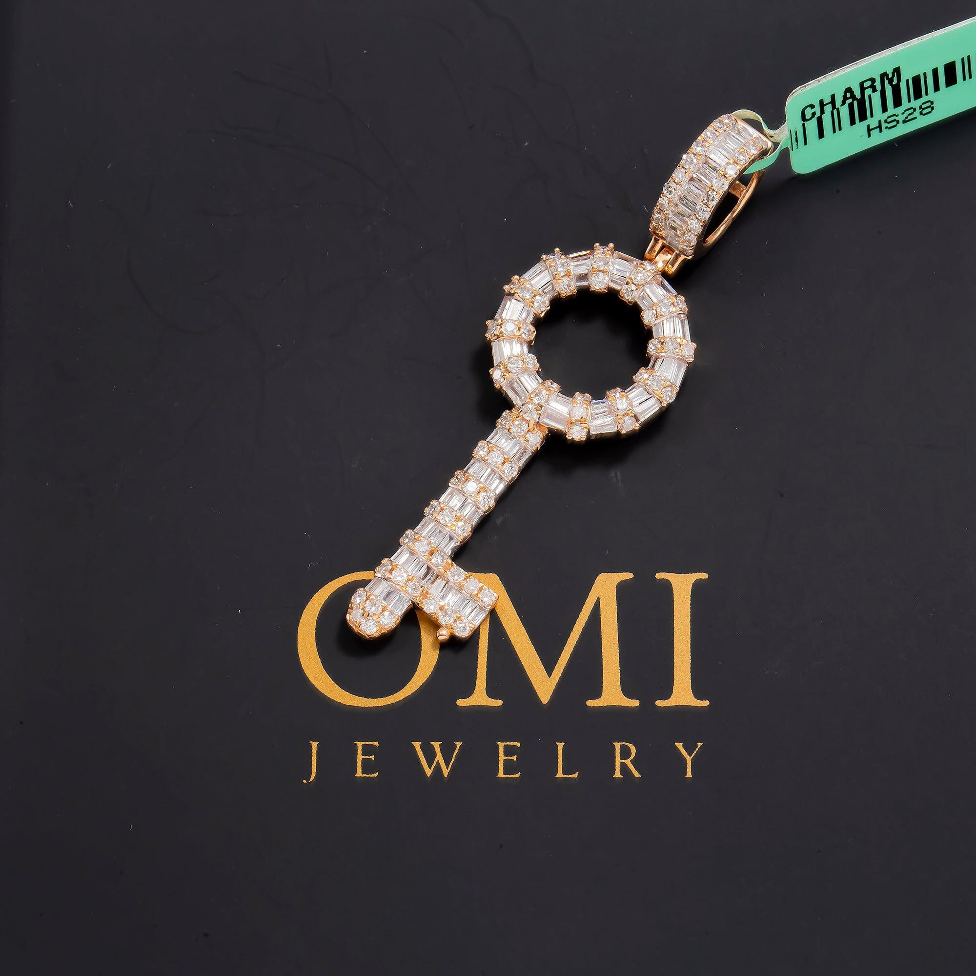14K GOLD BAGUETTE AND ROUND DIAMOND KEY PENDANT 1.65 CT