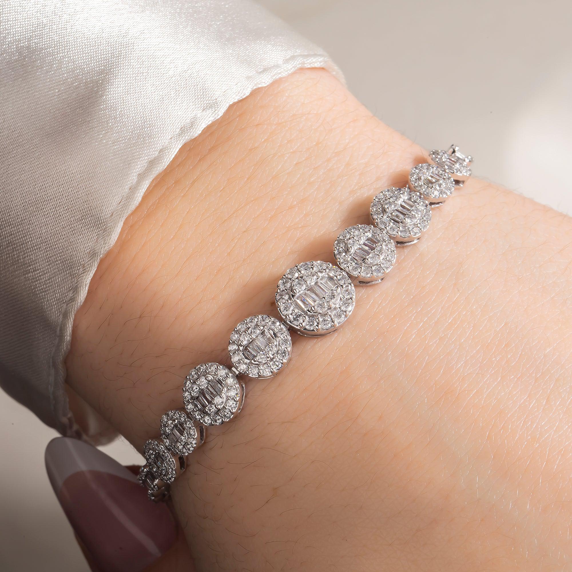 14K GOLD BAGUETTE AND ROUND DIAMONDS CIRCLE SHAPE BRACELET 3.25 CT
