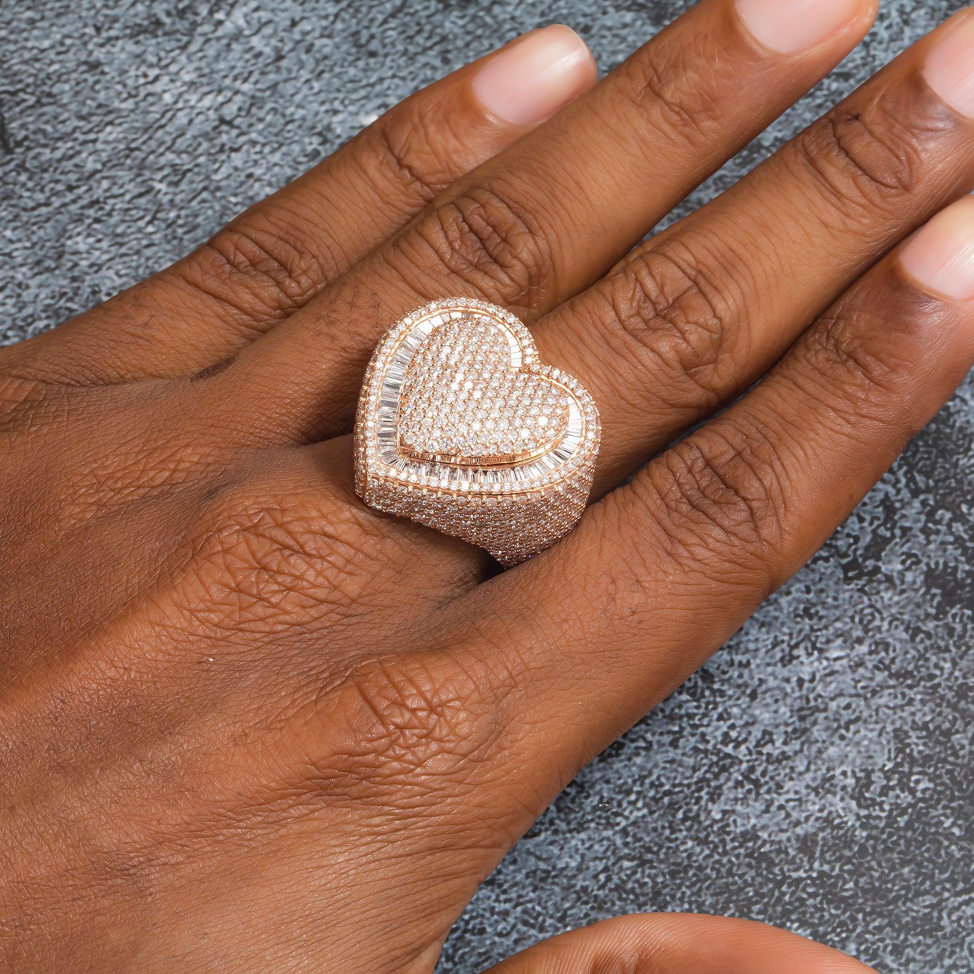 10K GOLD ROUND AND BAGUETTE DIAMOND HEART RING 6.47 CT