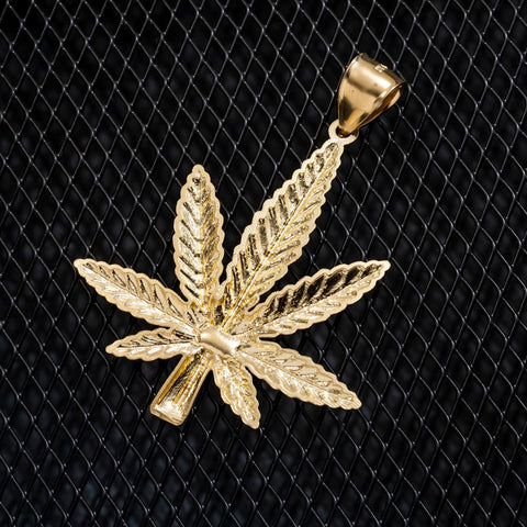 10K GOLD CANNABIS LEAF PENDANT 10.0G