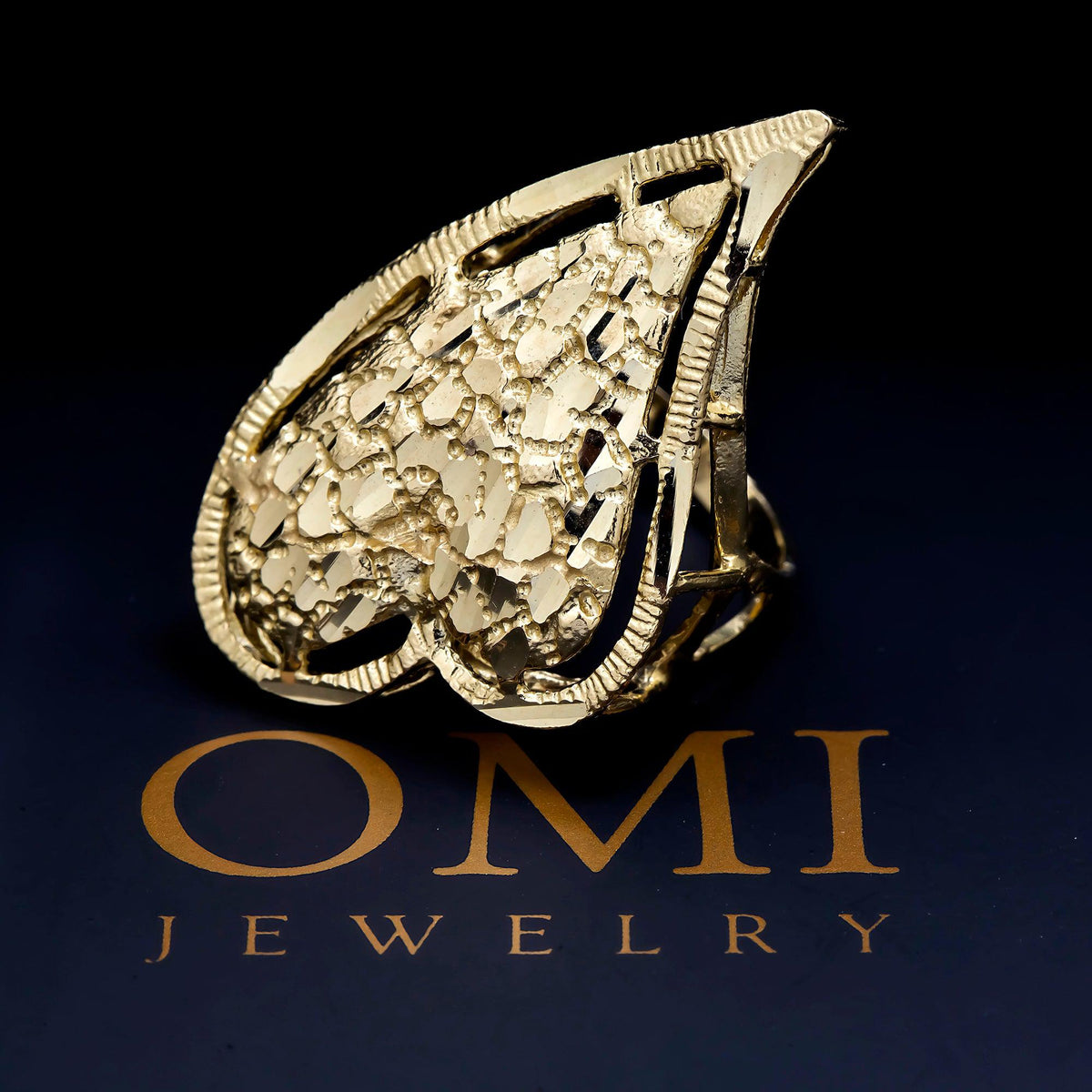 10K GOLD HEART NUGGET RING 6.9G