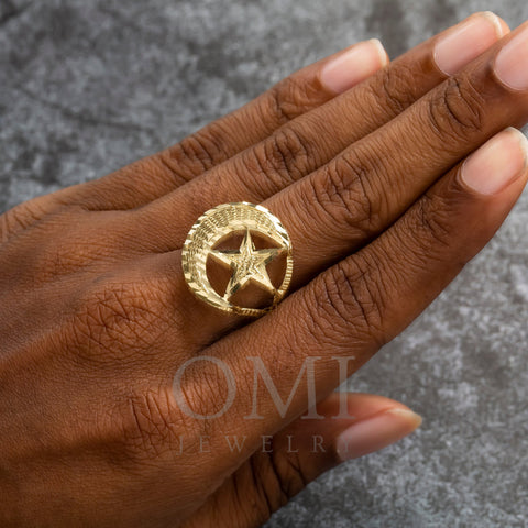 10K GOLD CRESCENT MOON AND STAR RING 5.1G