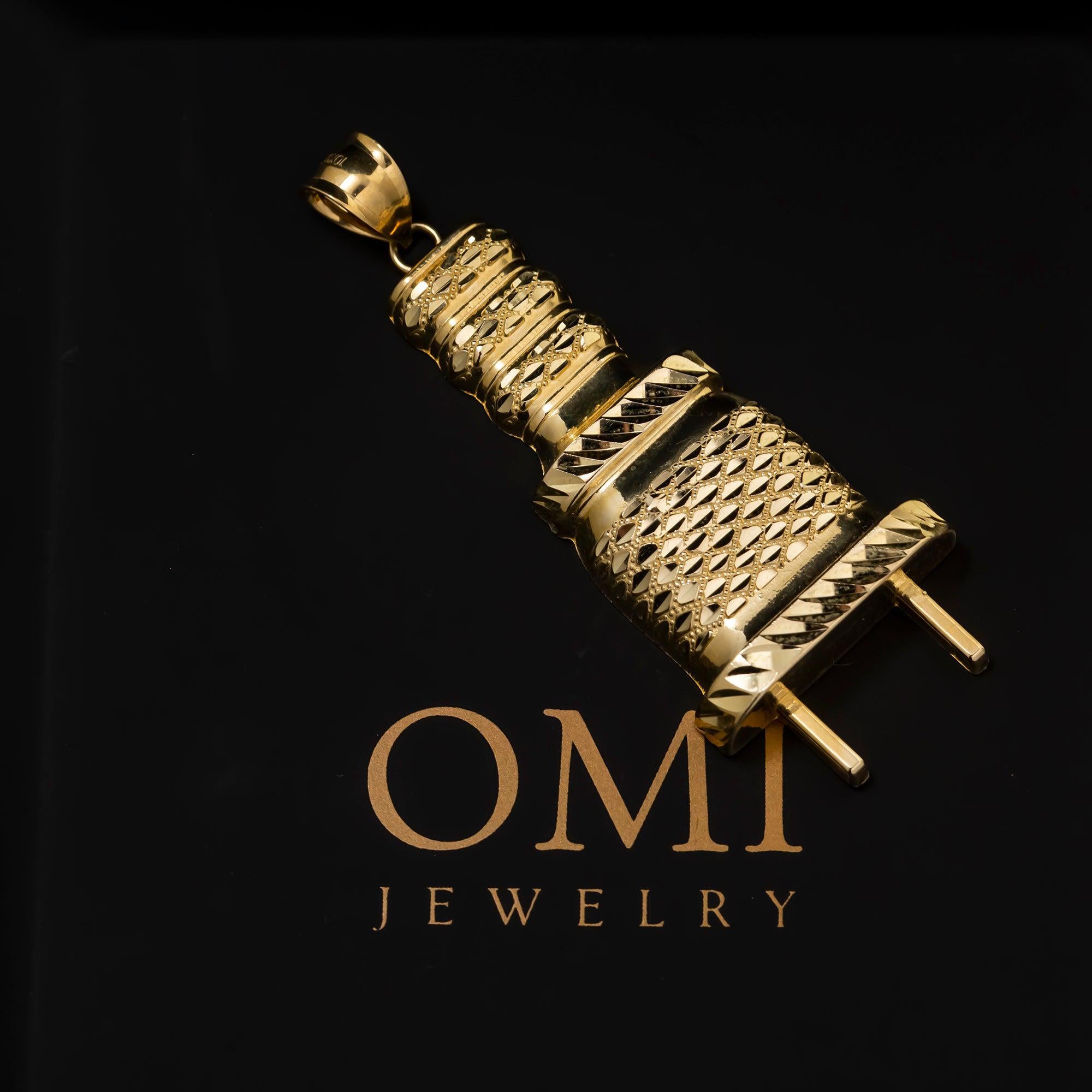 10K GOLD PLUG PENDANT 7.5G