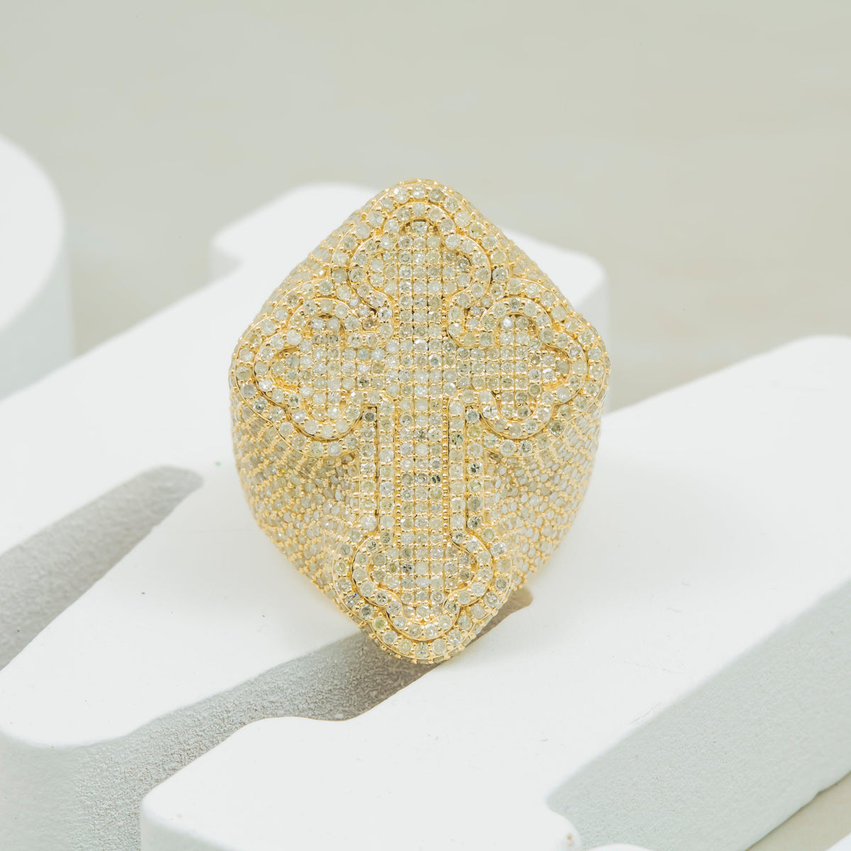 10K GOLD ROUND DIAMOND CROSS RING 5.01 CT