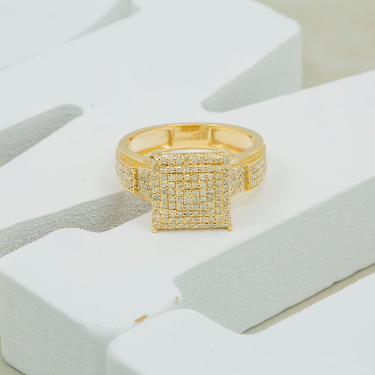 14K GOLD ROUND DIAMOND SQUARE SHAPE RING 0.89 CT