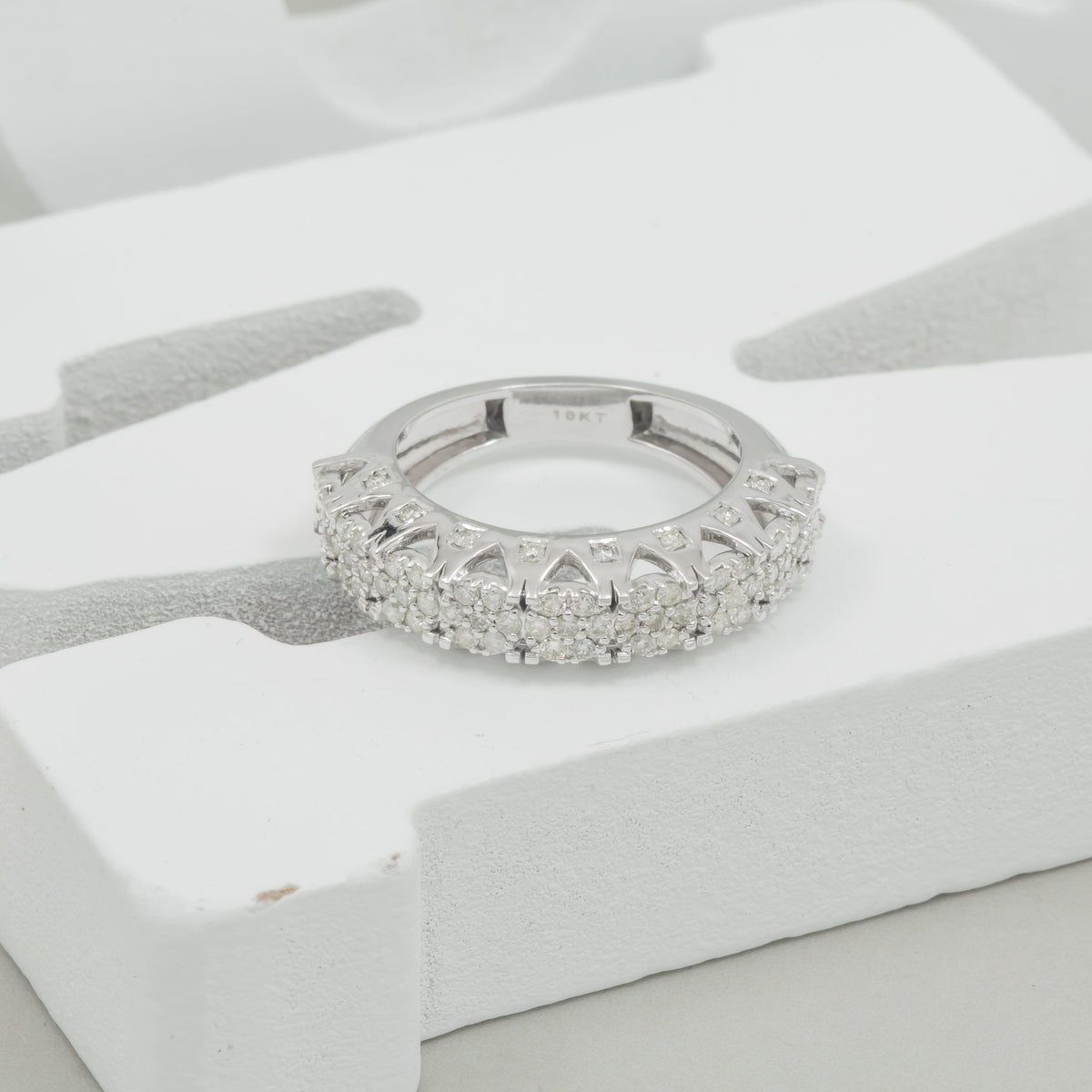 10K GOLD ROUND DIAMOND HALF ETERNITY BAND RING 0.99 CT