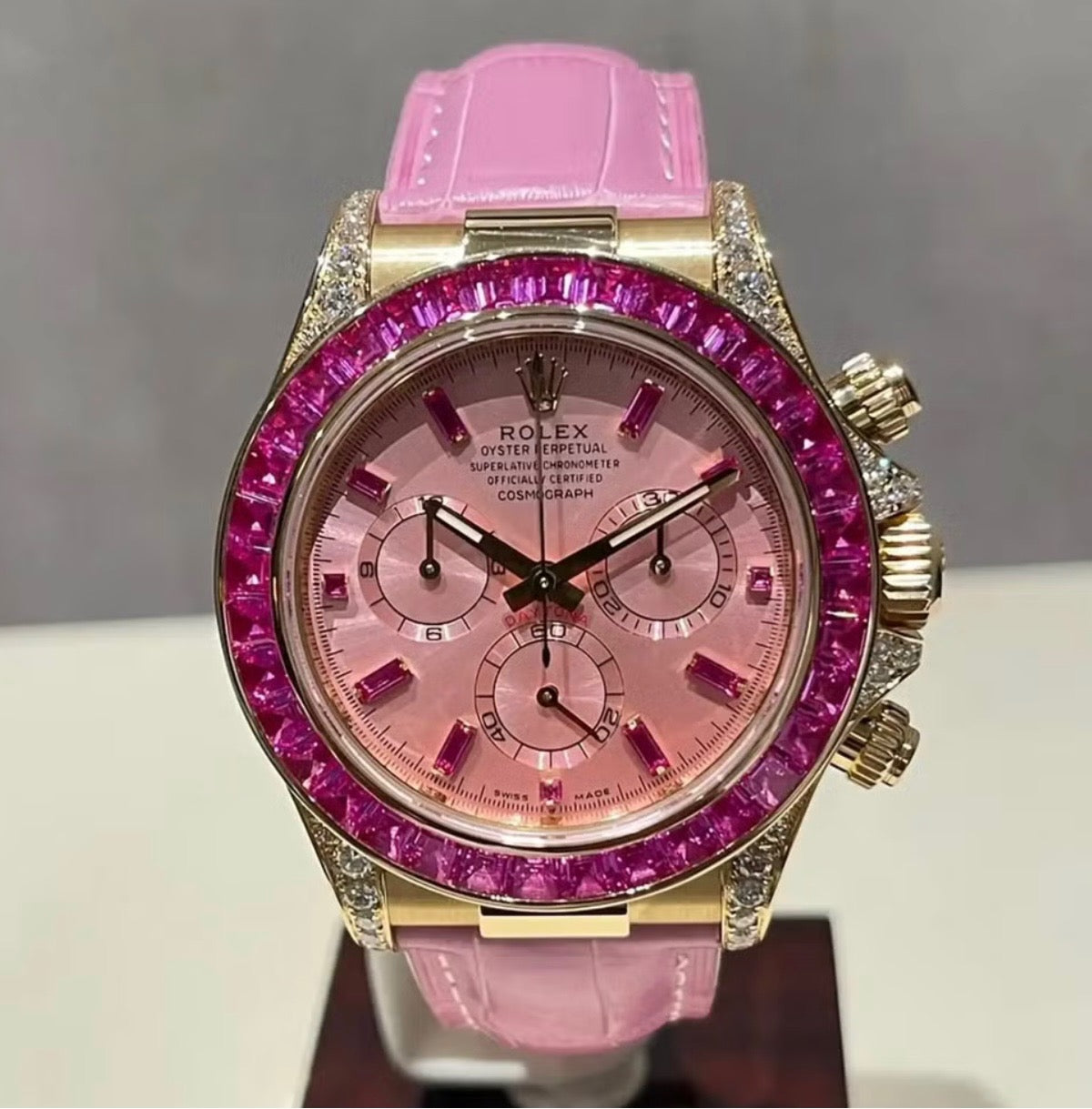 Yellow gold Daytona custom bezel dial