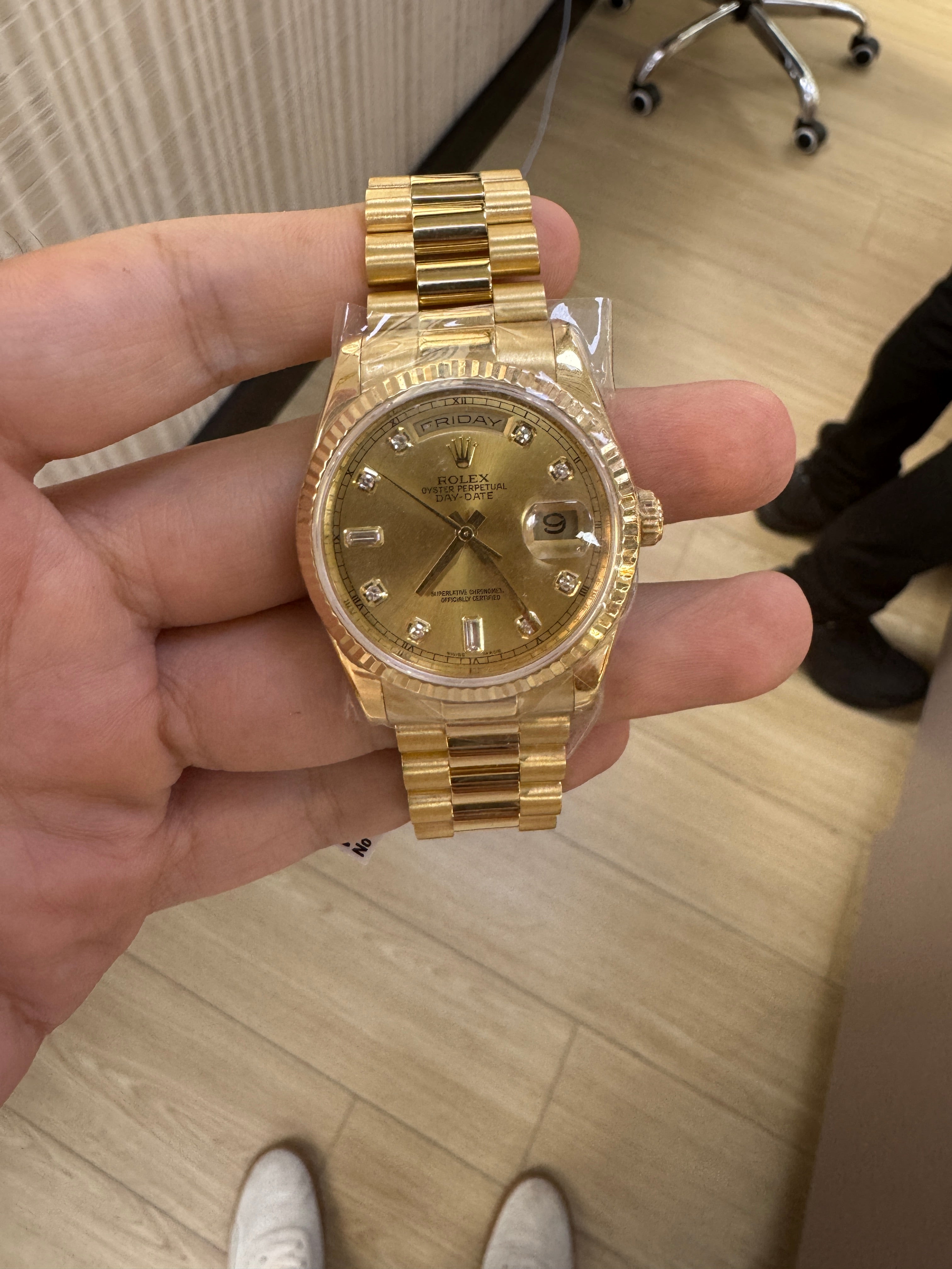 Deposit Rolex 36mm day date 2010 factory dial comes with box and papers