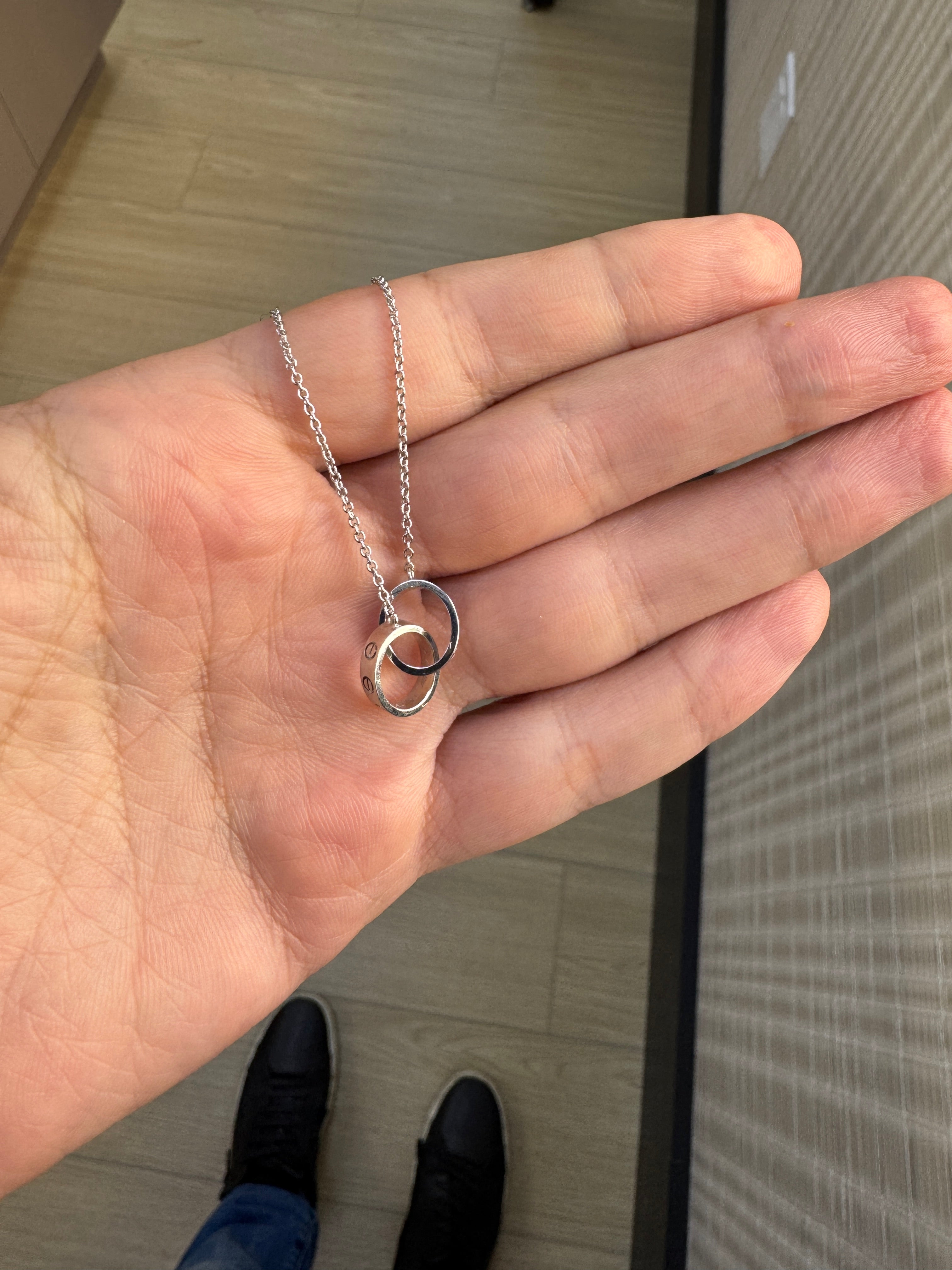 18k white gold necklace