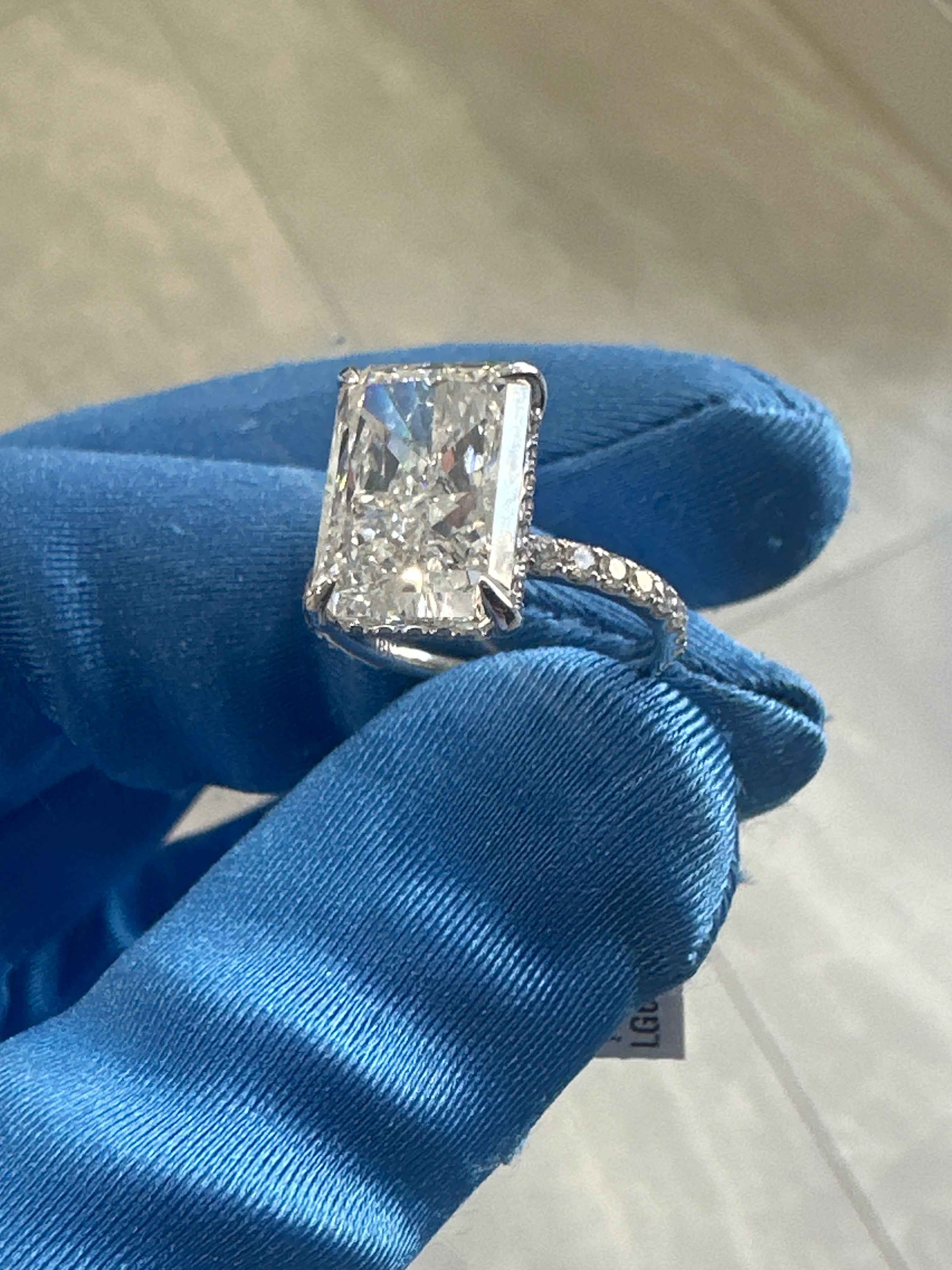 6.19ct center stone 18k white gold e vs