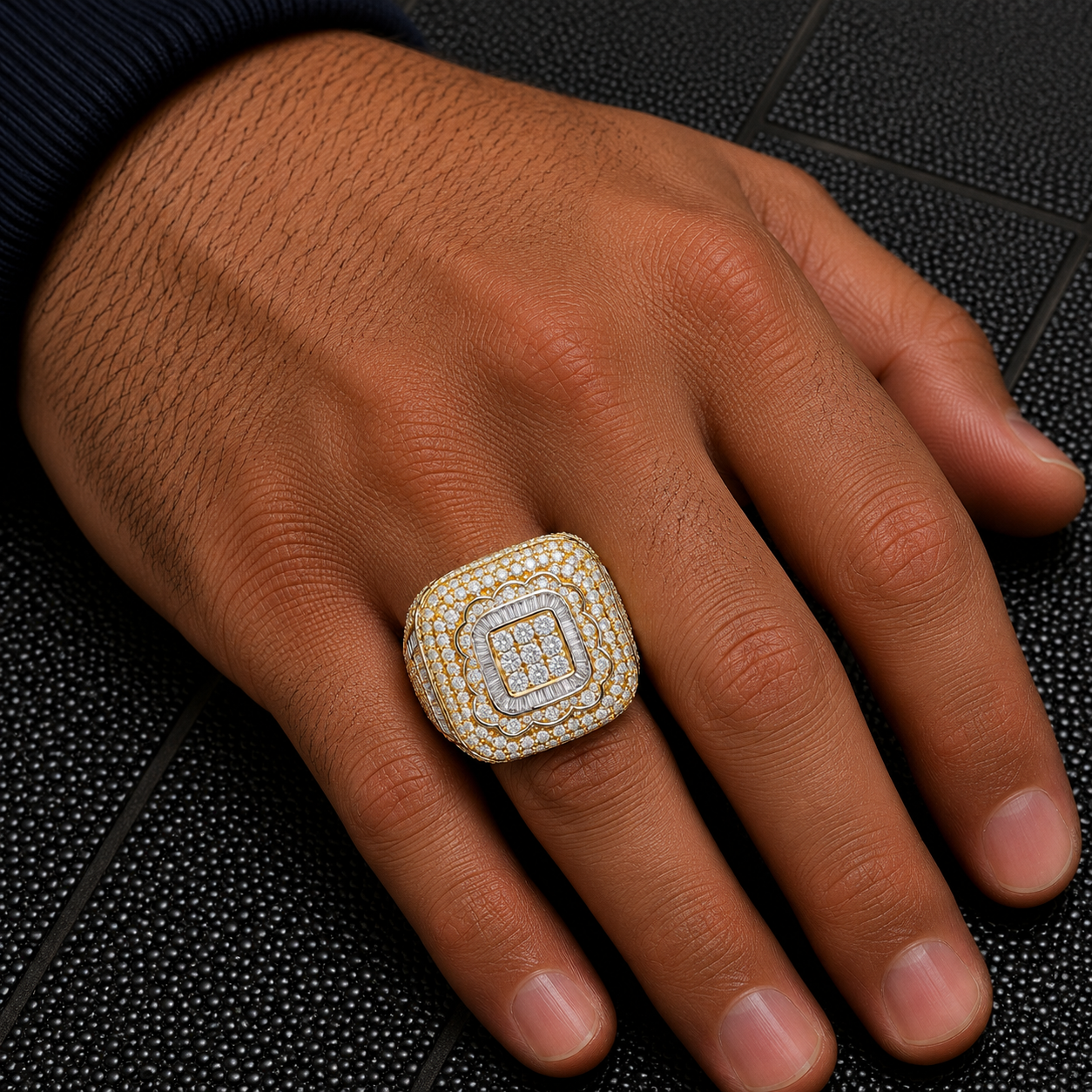 14K GOLD TWO TONE ROUND AND BAGUETTE DIAMOND SQUARE STATEMENT RING 5.25 CT