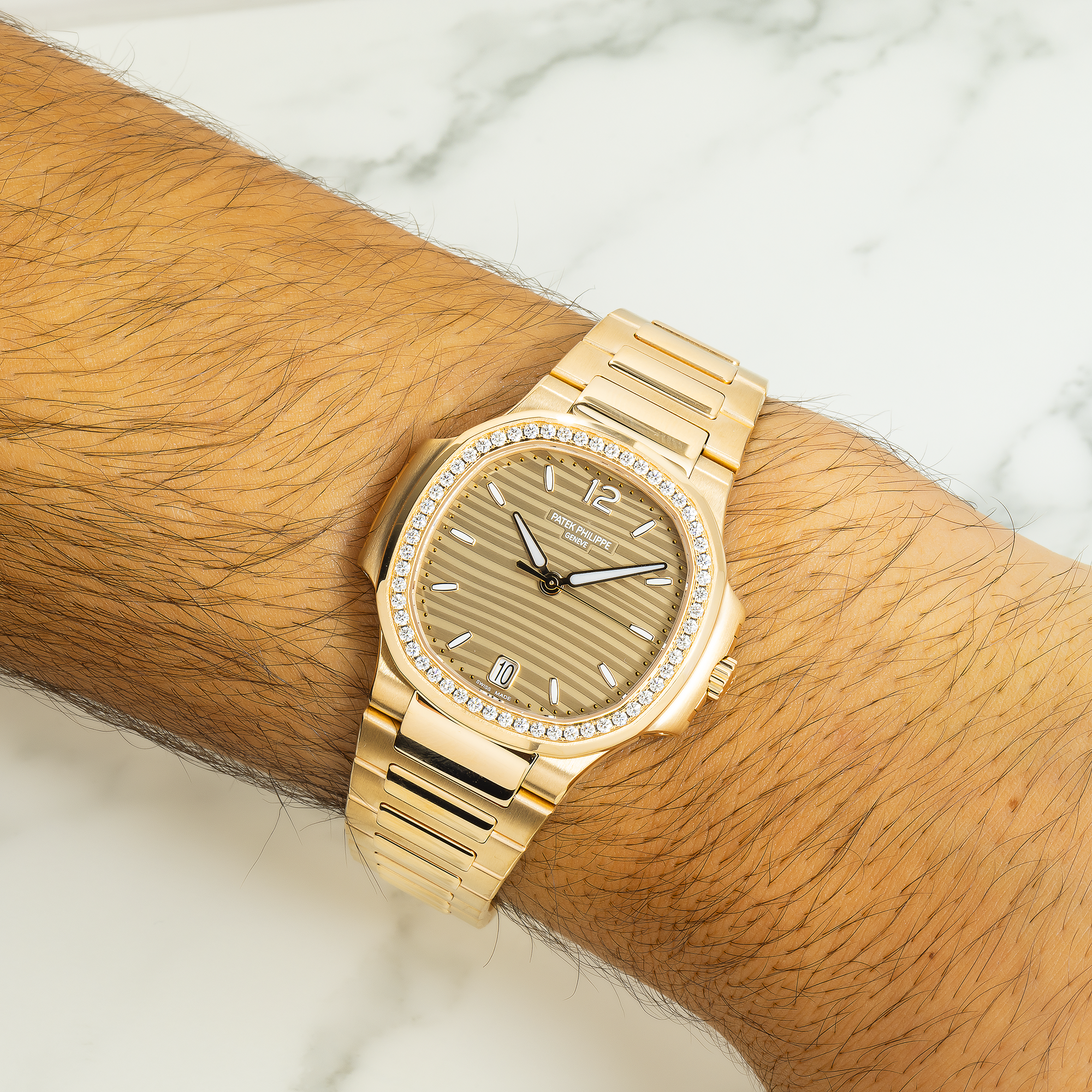 Patek Philippe Nautilus 35.2MM 7118/1200R-010 Brown Opaline Dial Rose Gold Bezel 18K Rose Gold Bracelet