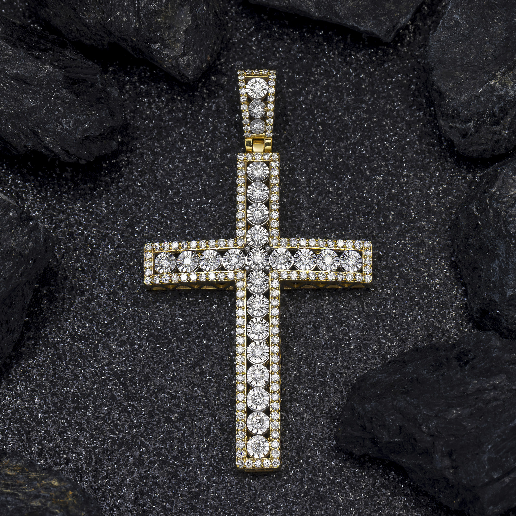 10K GOLD ROUND DIAMOND CROSS PENDANT 2.05 CT