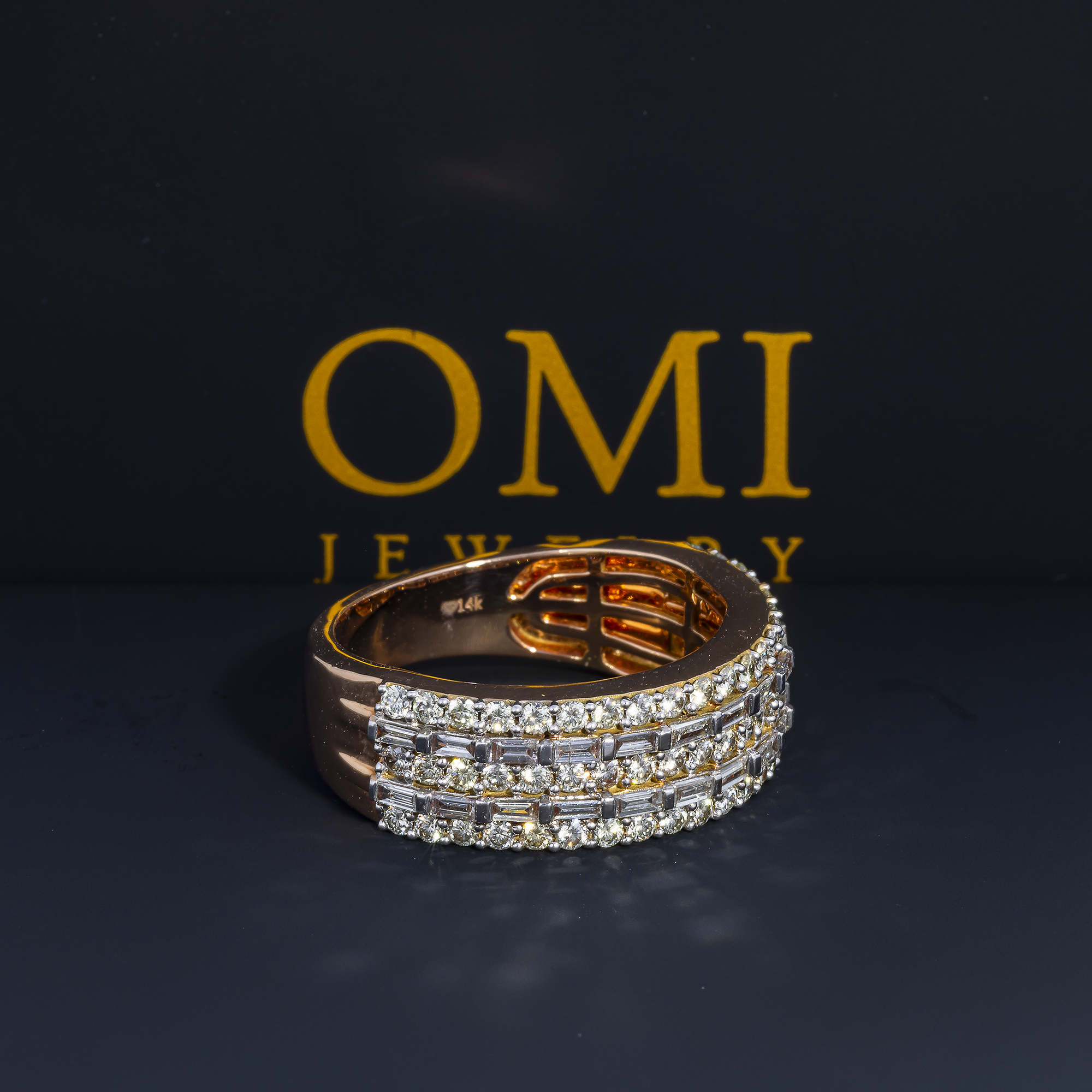 14K GOLD ROUND AND BAGUETTE DIAMOND STATEMENT BAND RING 2.20 CT