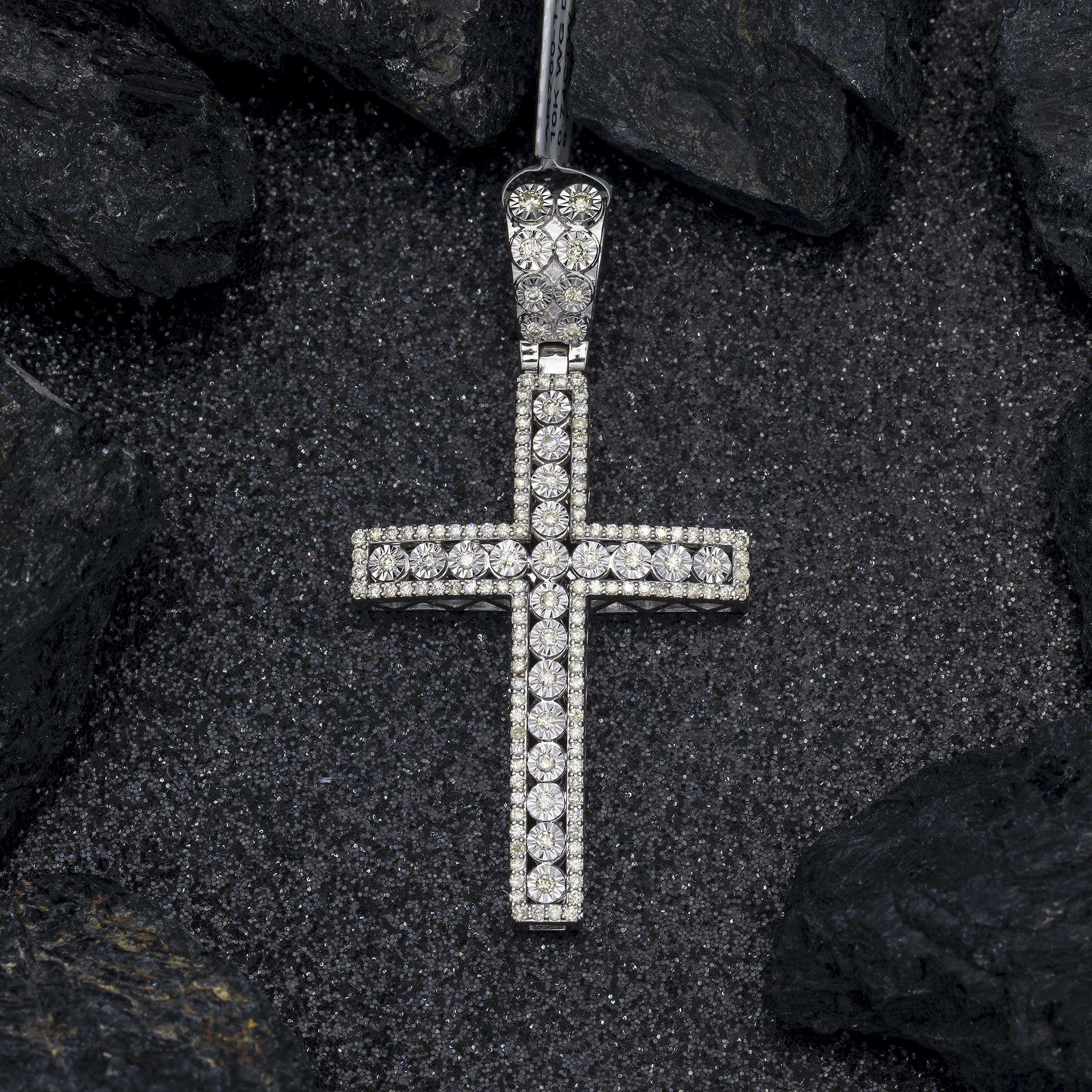 10K GOLD ROUND DIAMOND CROSS PENDANT 0.74 CT