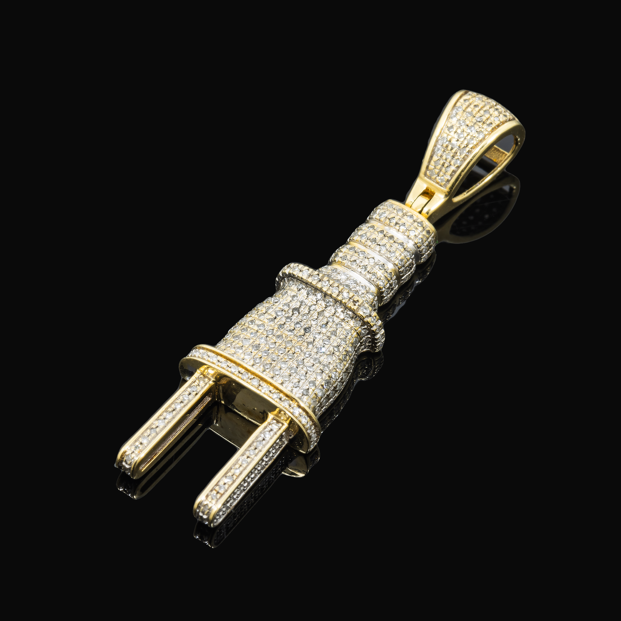 10K GOLD DIAMOND PLUG PENDANT 0.90 CT