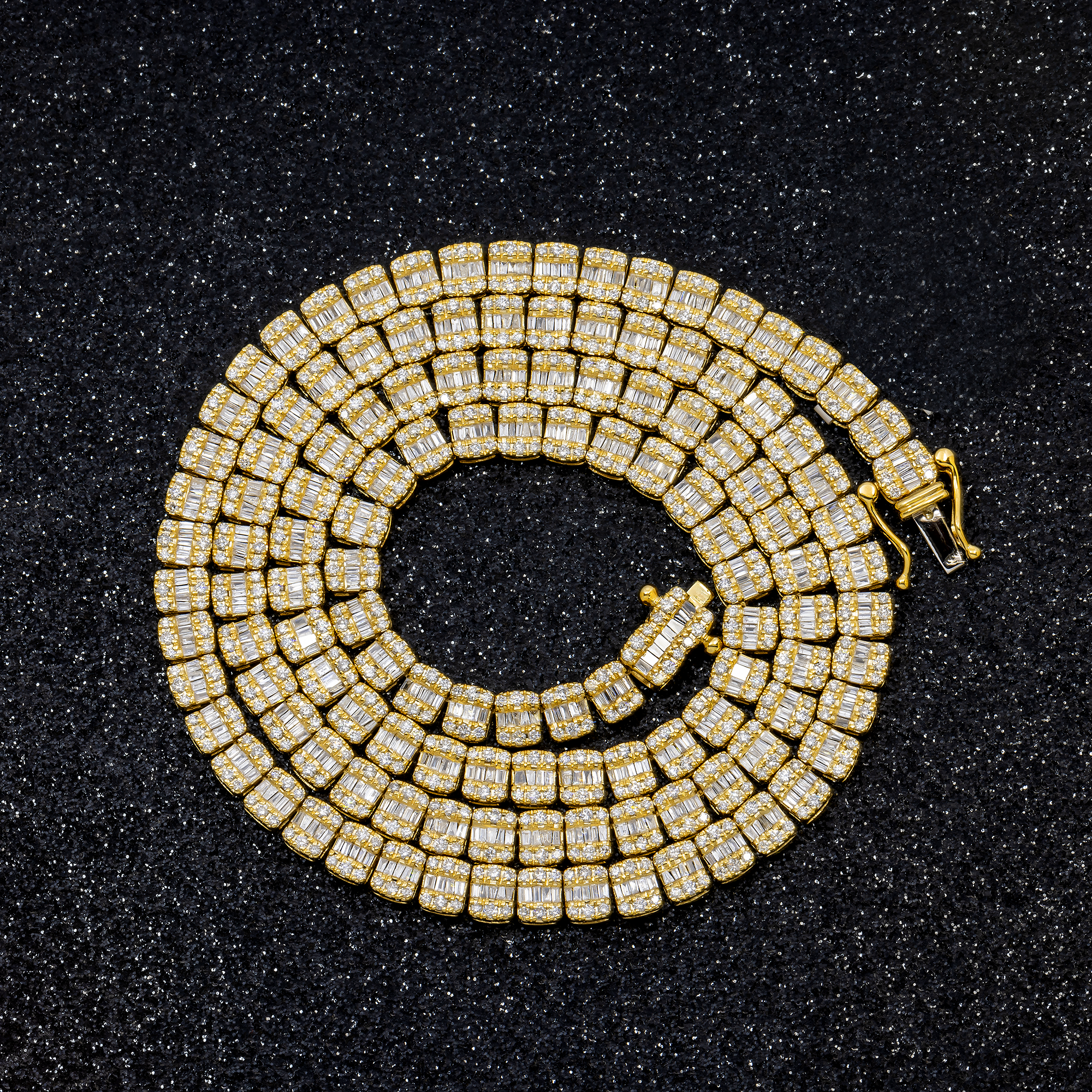10K GOLD 5MM TWO TONE BAGUETTE AND ROUND DIAMOND CHAIN 10.91 CT