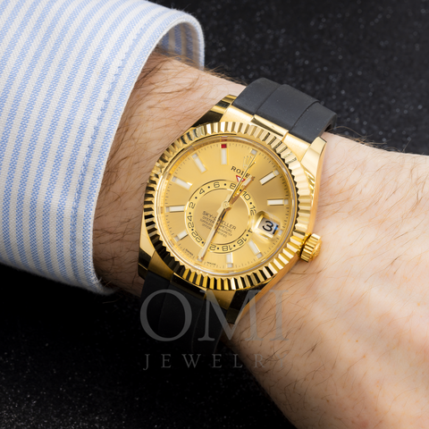 ROLEX SKY-DWELLER YELLOW GOLD GOLDEN INDEX DIAL OYSTERFLEX 336238 WITH RUBBER STRAP