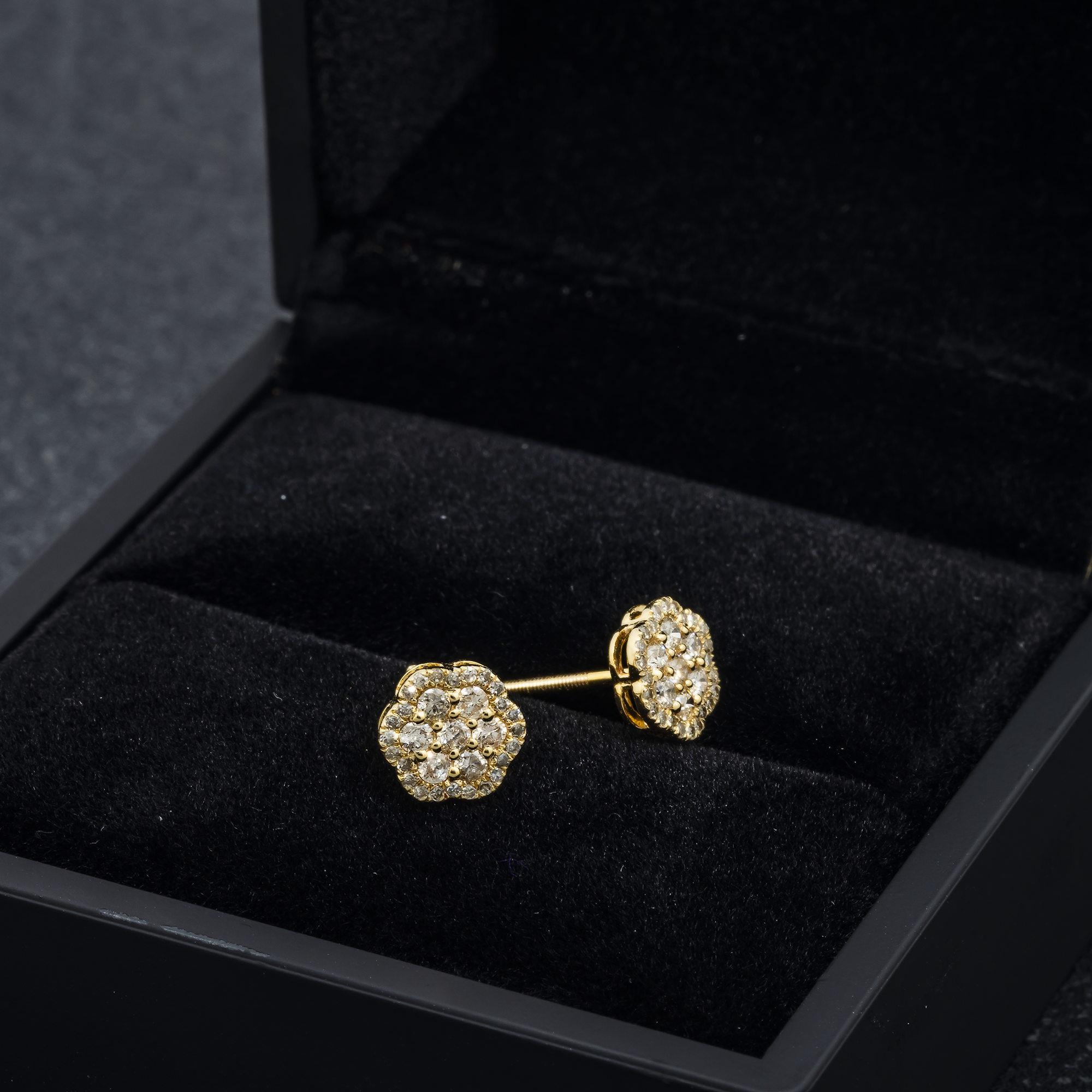 14K GOLD DIAMOND CLUSTER FLOWER SHAPE EARRINGS 0.64 CTW