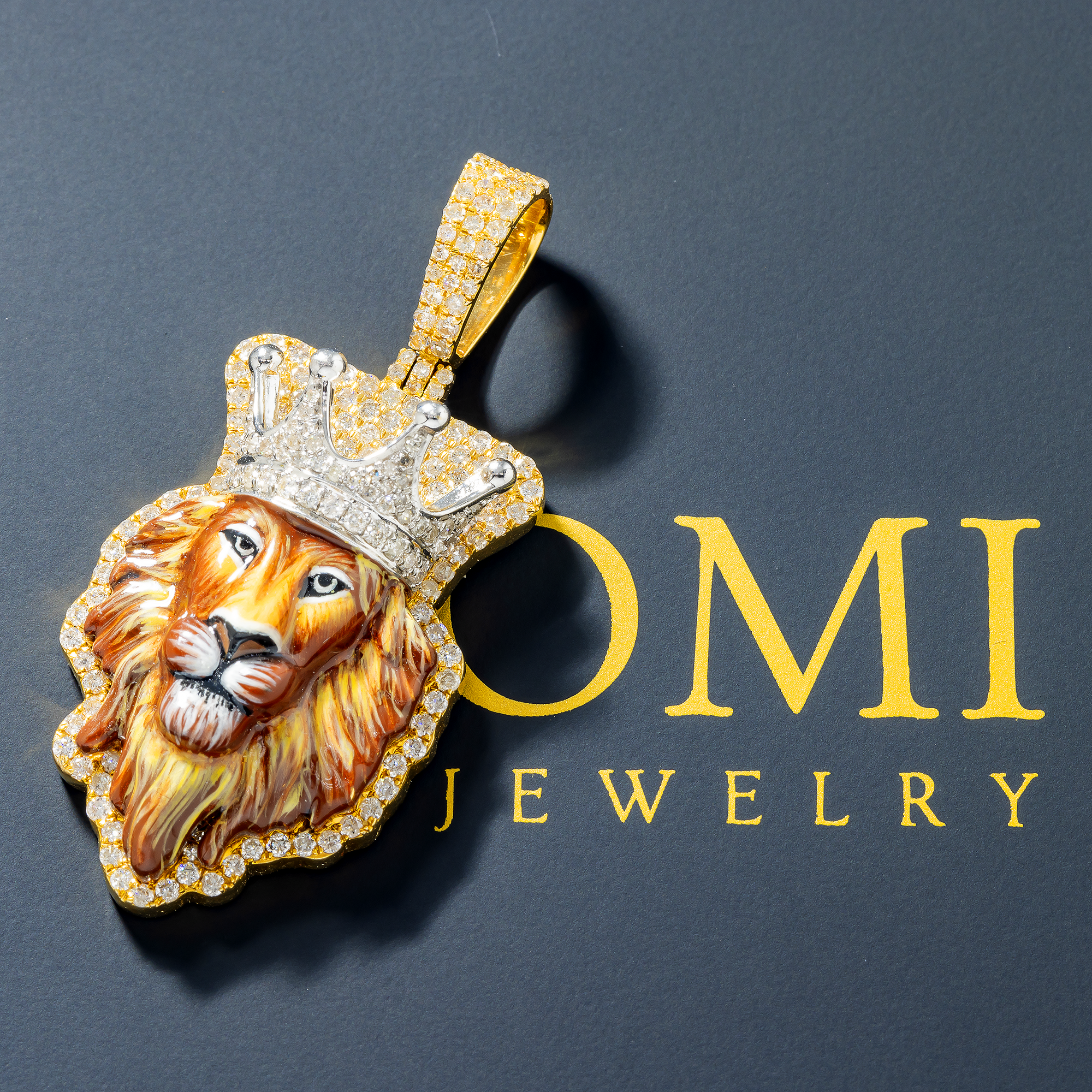 14K GOLD DIAMOND COLORED LION HEAD WITH CROWN PENDANT 1.65 CT