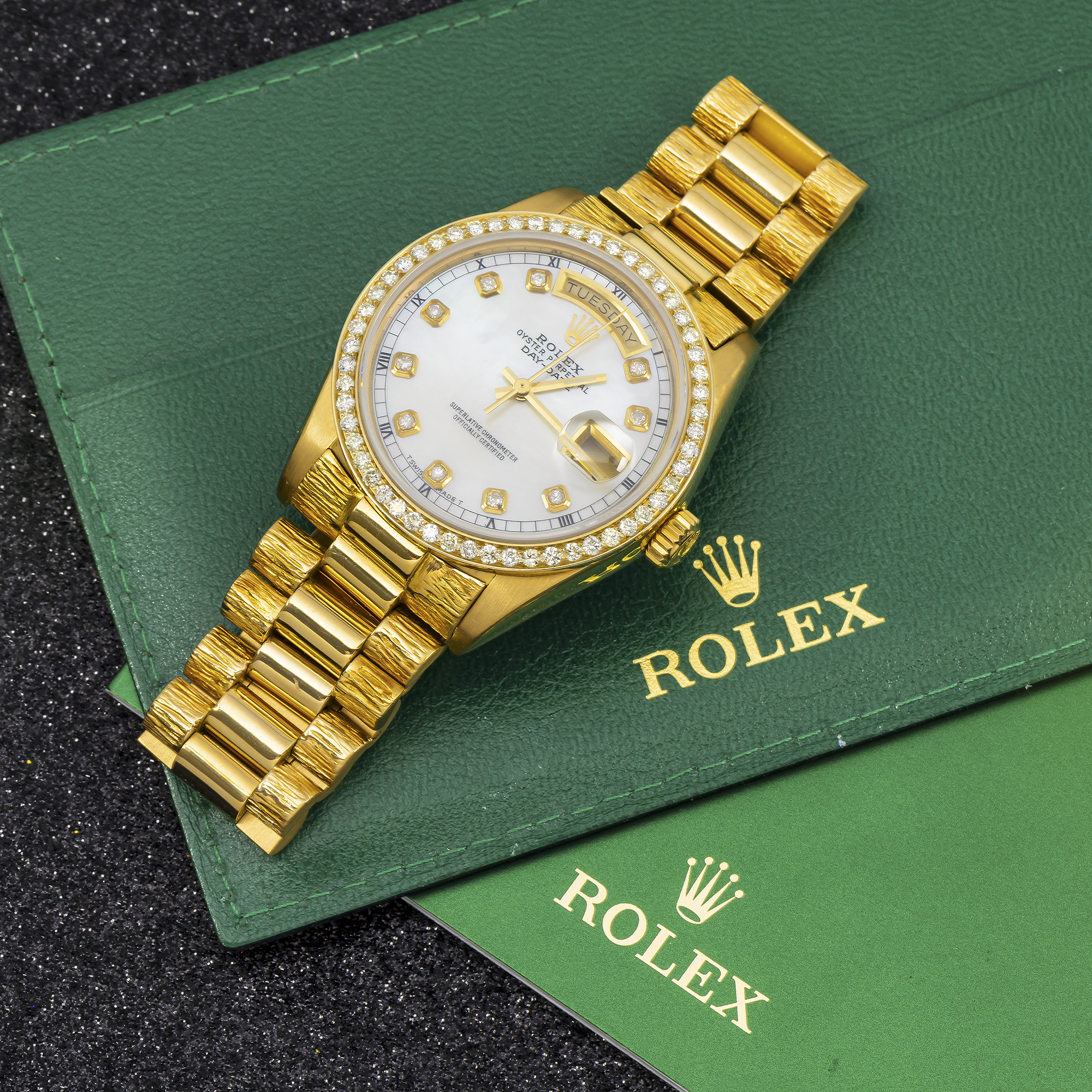 Rolex Day-Date 36MM 18078 Silver Diamond Dial Diamond Bezel 18K Yellow Gold President Bracelet
