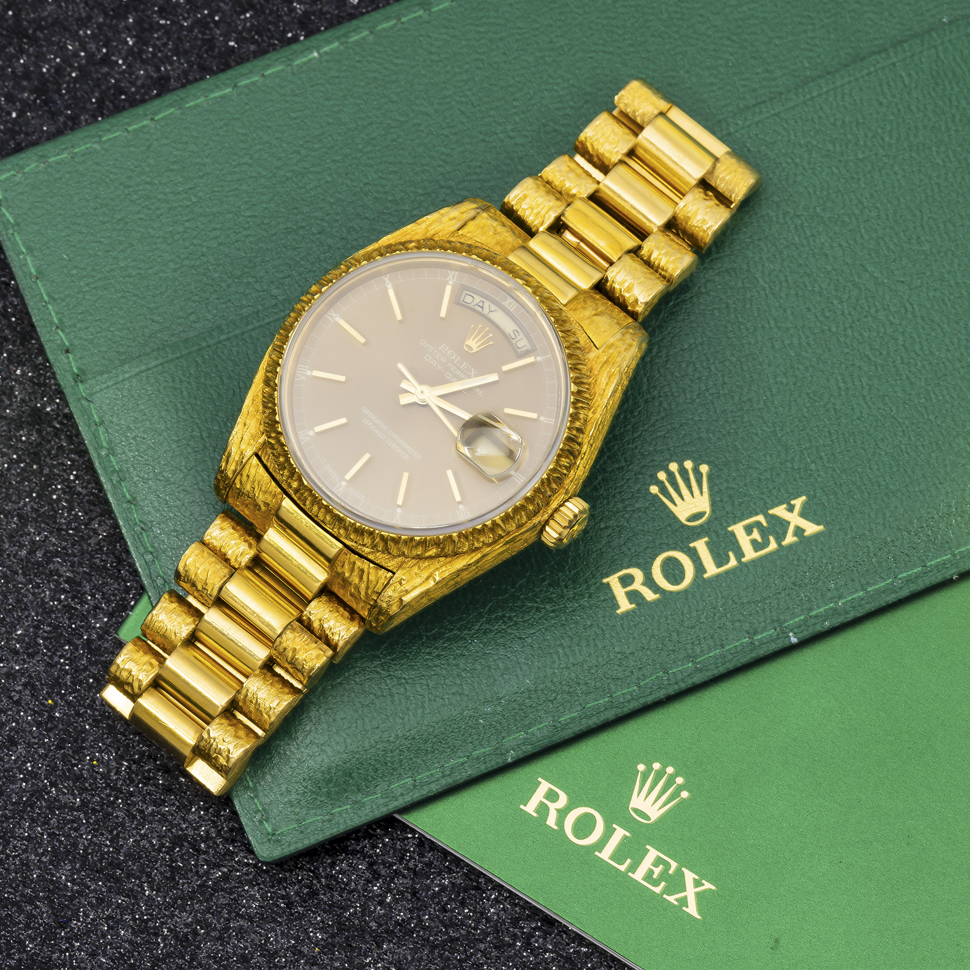 Rolex Day-Date 36MM 18038 Champagne Dial Bark Bezel 18K Yellow Gold President Bracelet