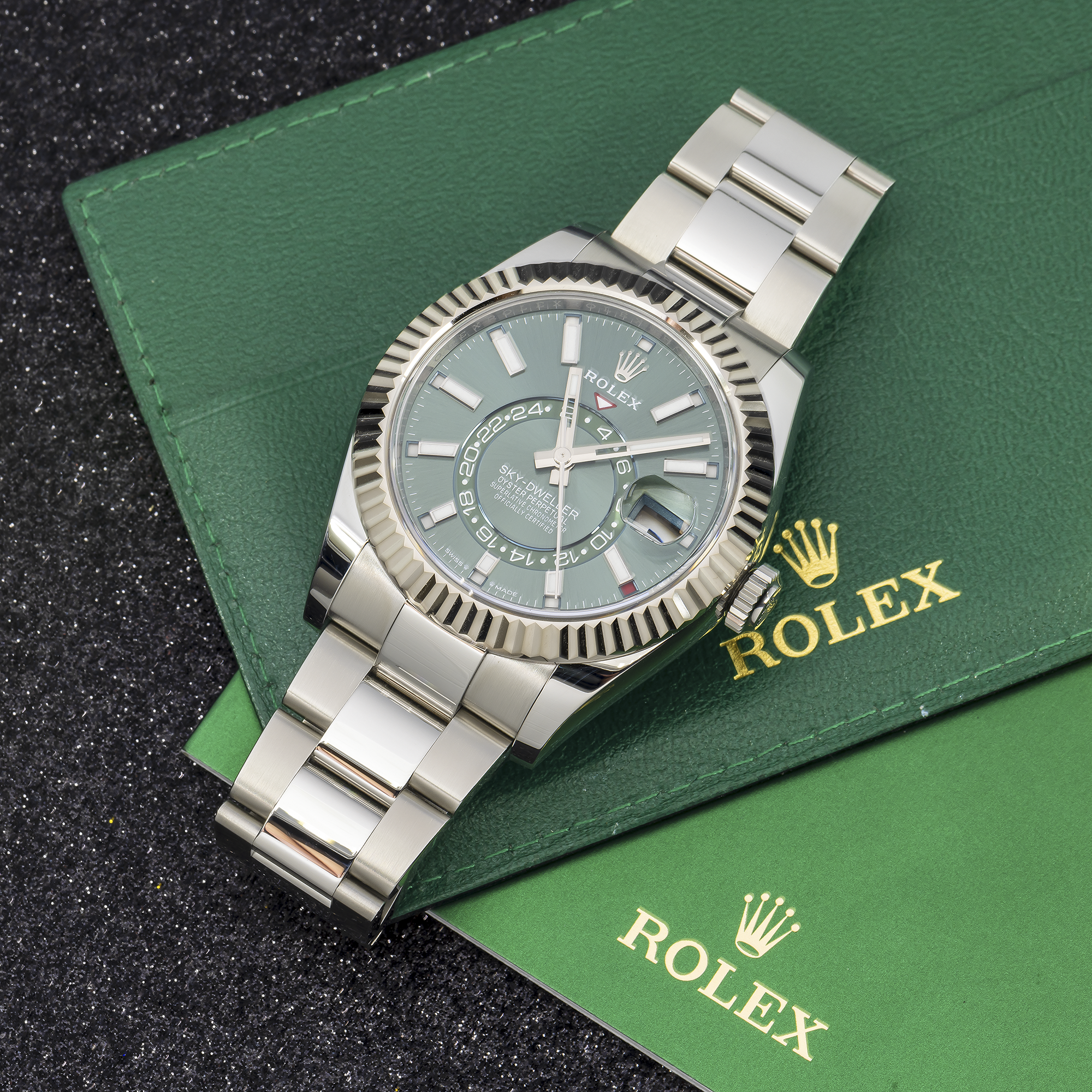 Rolex Sky-Dweller 42MM 336934 Green Dial Fluted Bezel Stainless Steel Oyster Bracelet