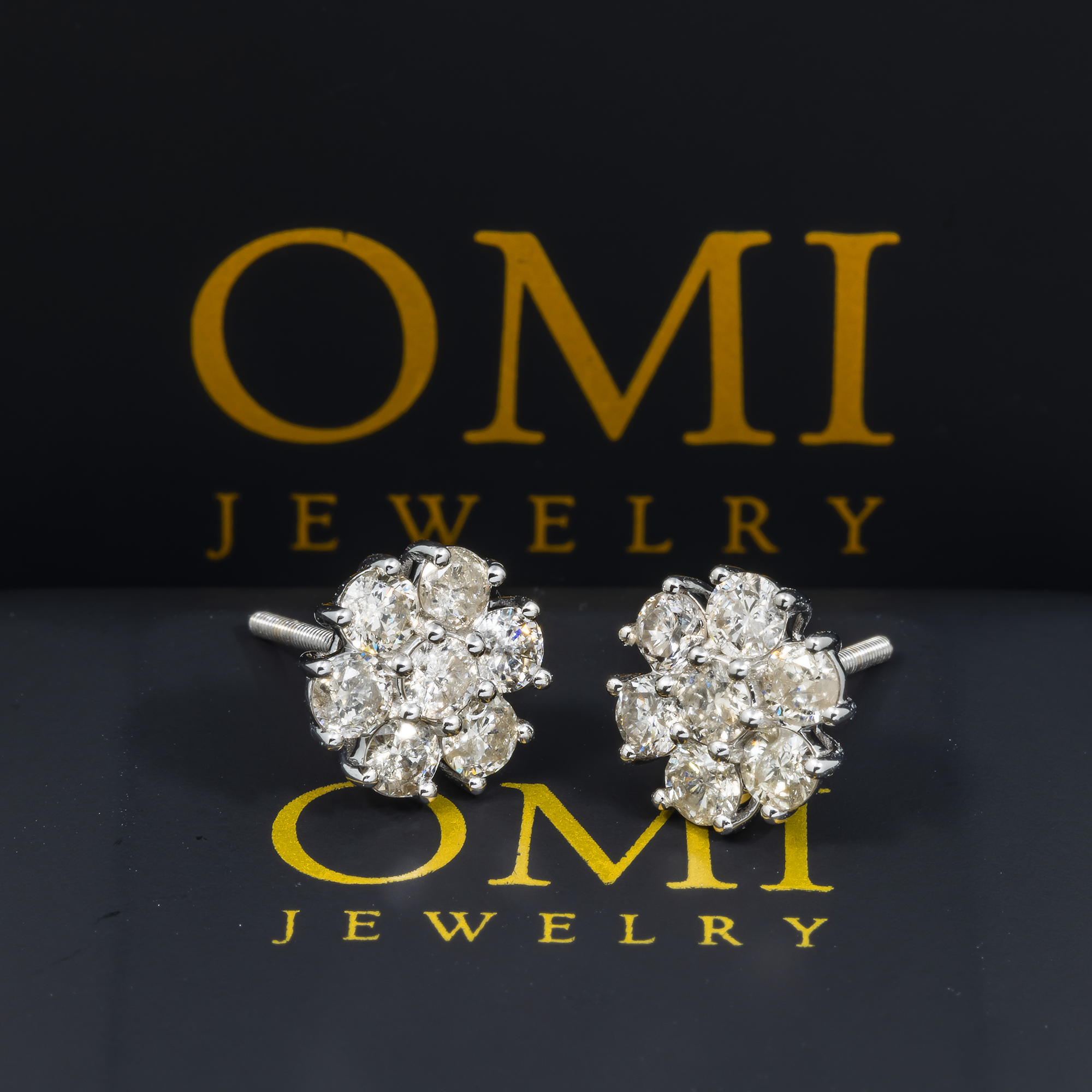 14K GOLD DIAMOND FLOWER SHAPE EARRINGS 1.74 CTW