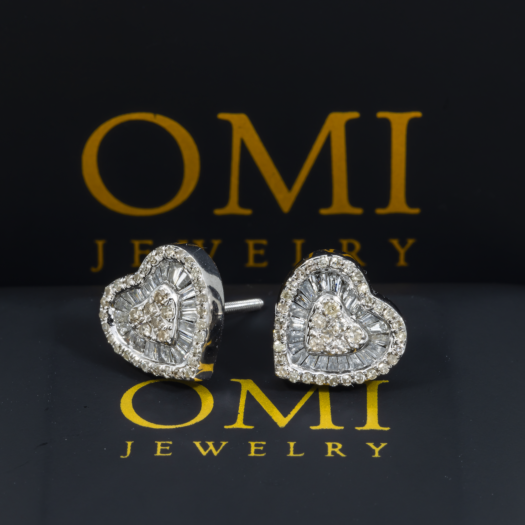 14K GOLD BAGUETTE AND ROUND DIAMOND HEART EARRINGS 0.78 CTW
