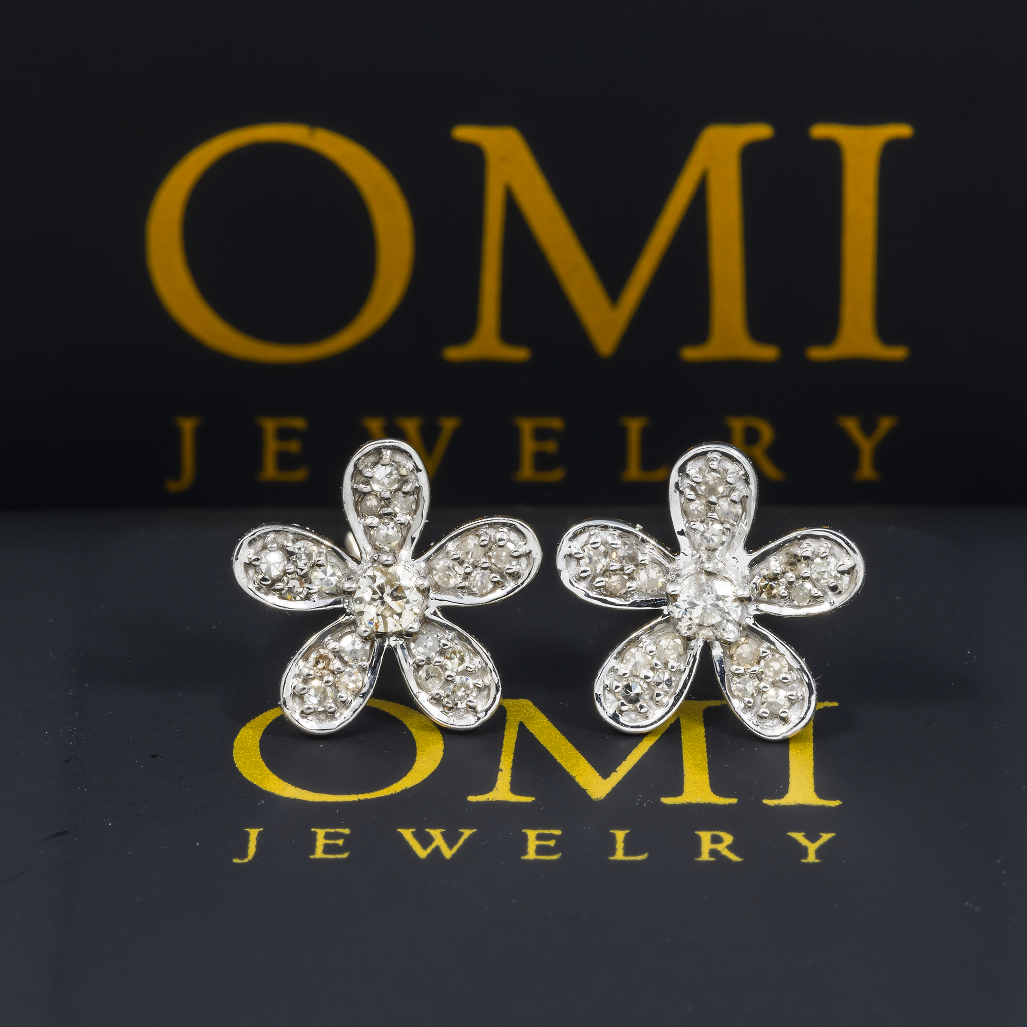 14K GOLD DIAMOND FLOWER SHAPE EARRINGS 0.34 CTW