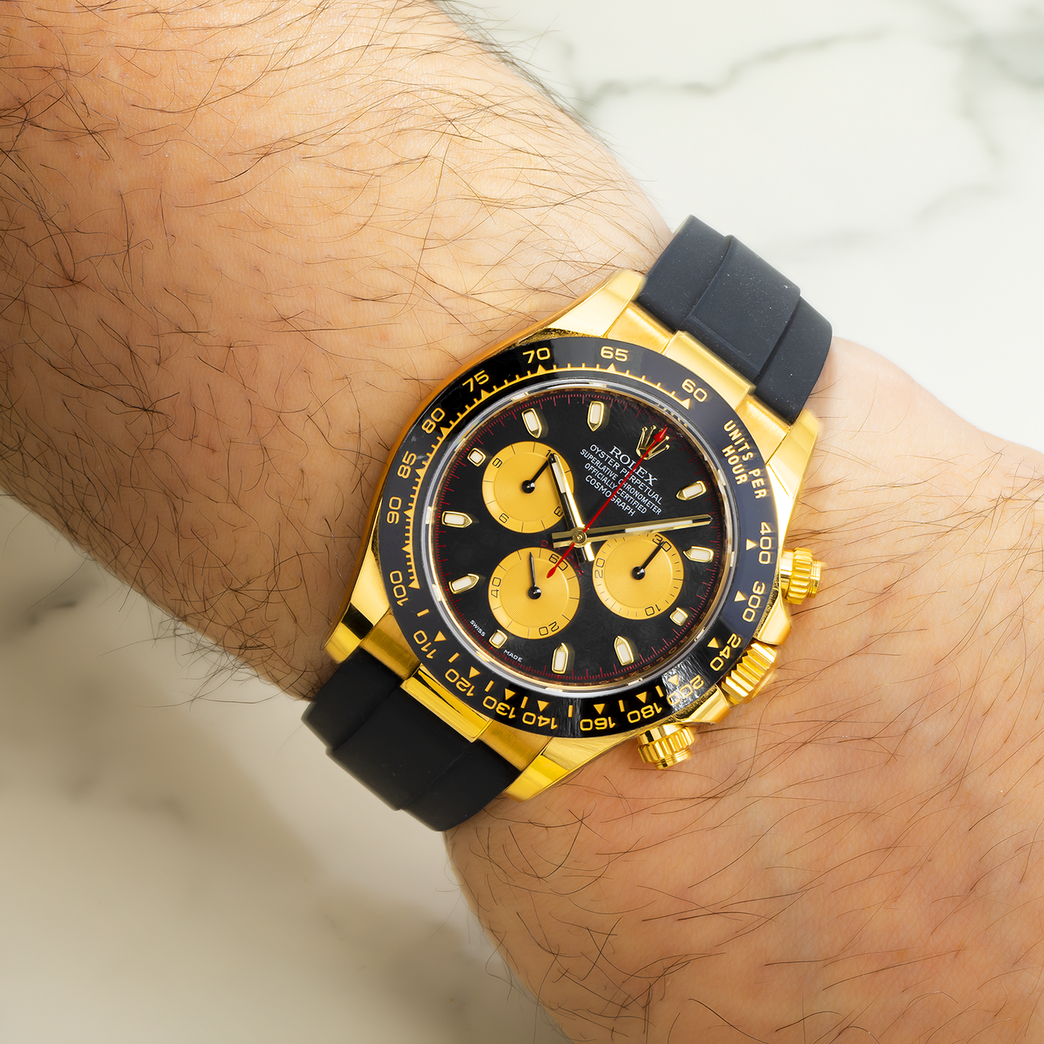 Rolex Cosmograph Daytona 40MM 116518LN Pikachu Black Dial Black Ceramic Tachymeter Bezel Black Oysterflex Strap