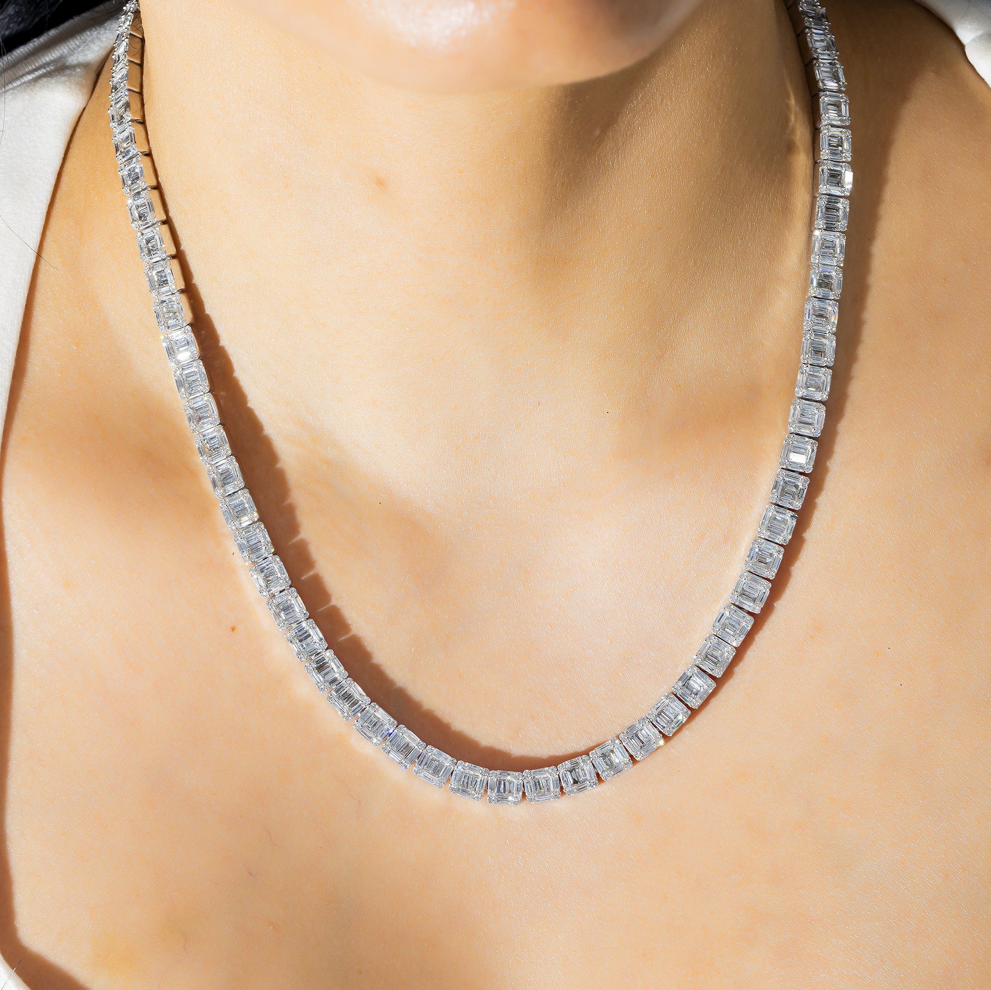 14K GOLD BAGUETTE SQUARE CLUSTER DIAMOND CHAIN 23.41 CT